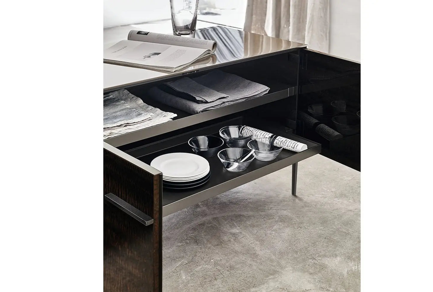 Eucalipto Storage Unit | B&B Italia | JANGEORGe Interior Design