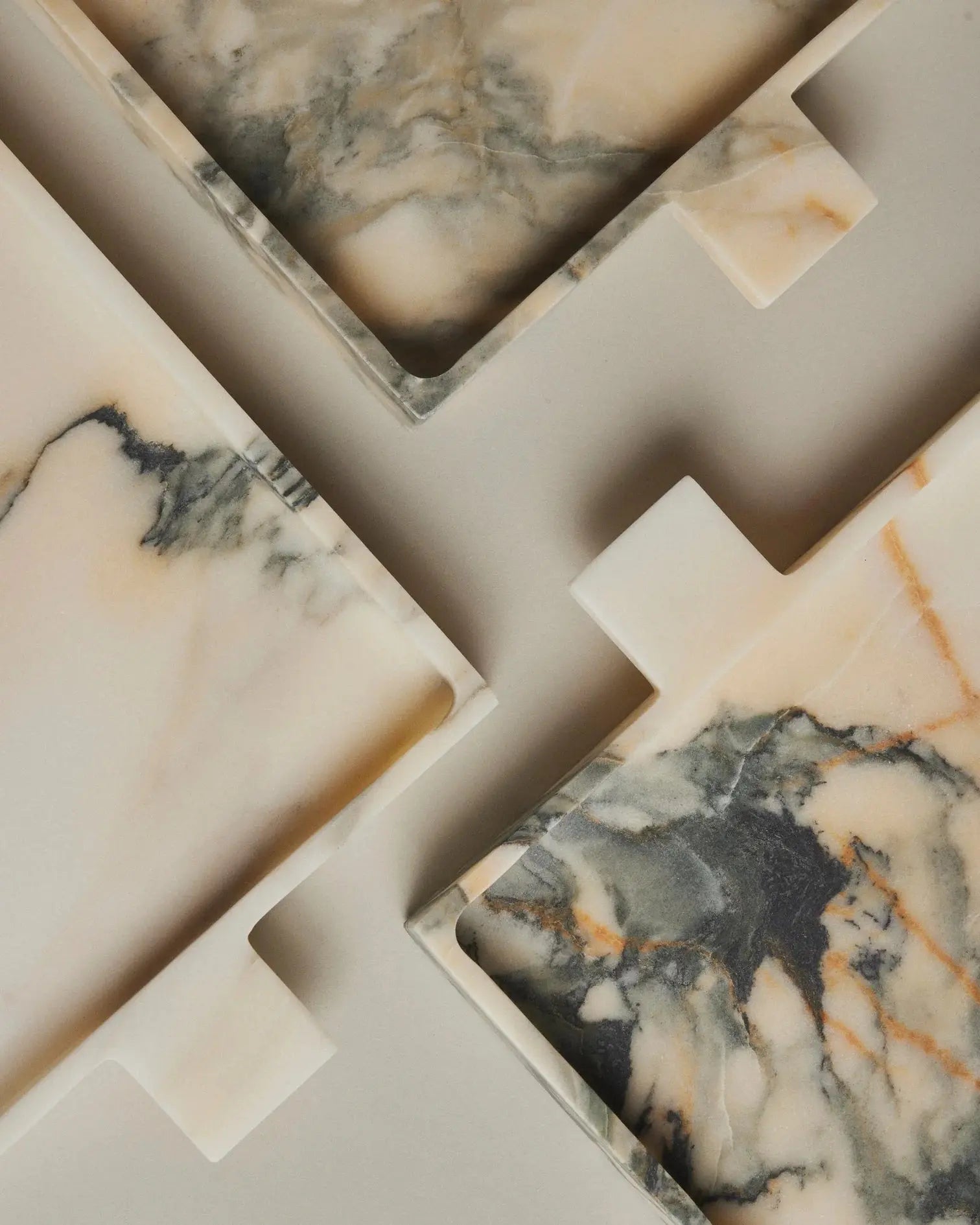 Cicco Tray in Calacatta Gold Marble EIMI