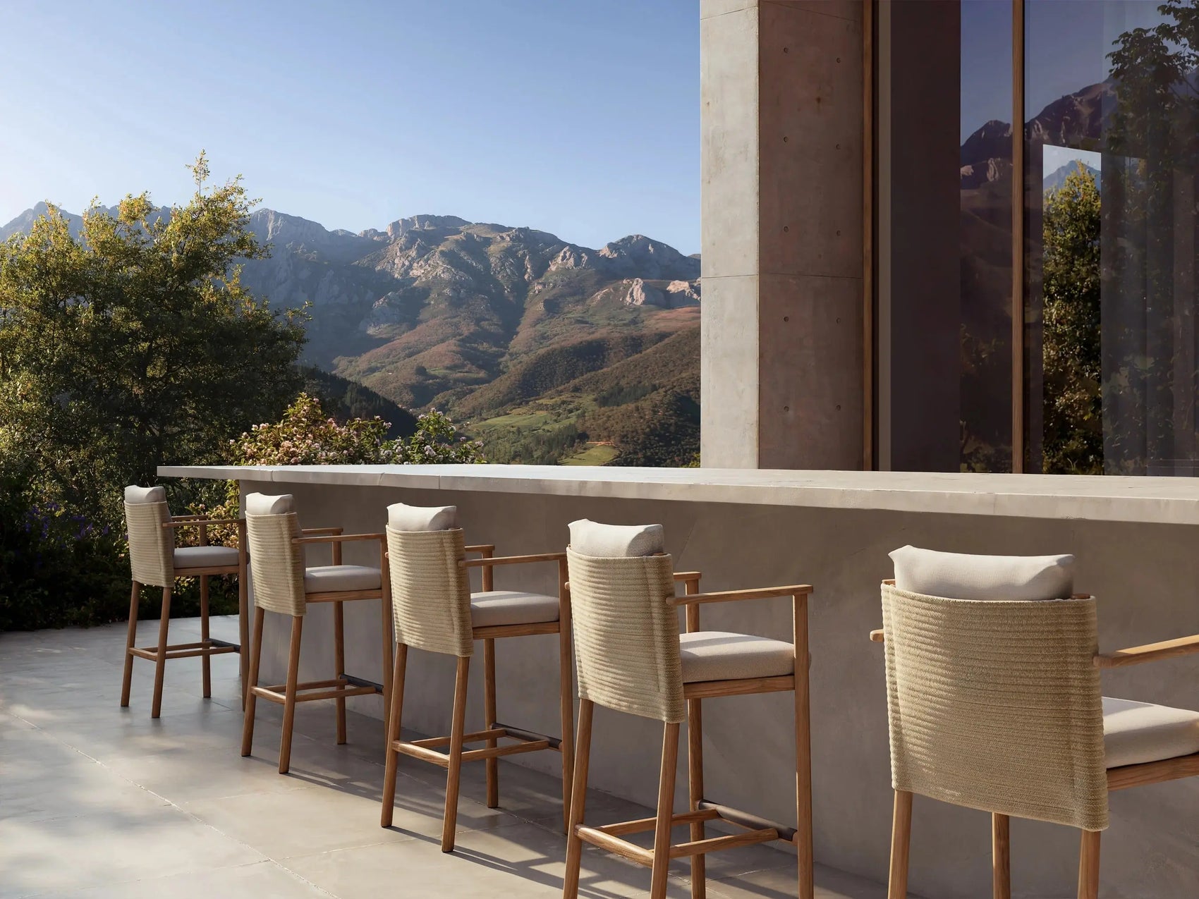 Giro - Stool including Seat and Backrest Cushion (KS7403400) Kettal