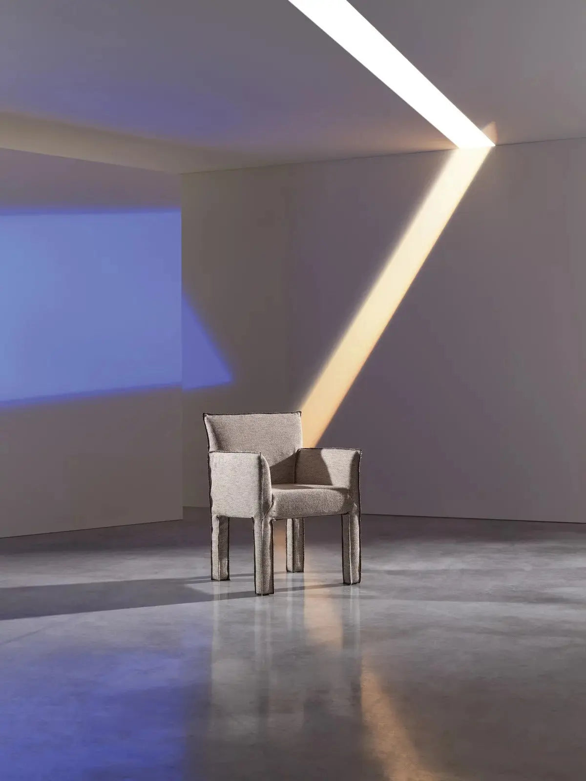 Ghost 125 - Dining Chair Gervasoni