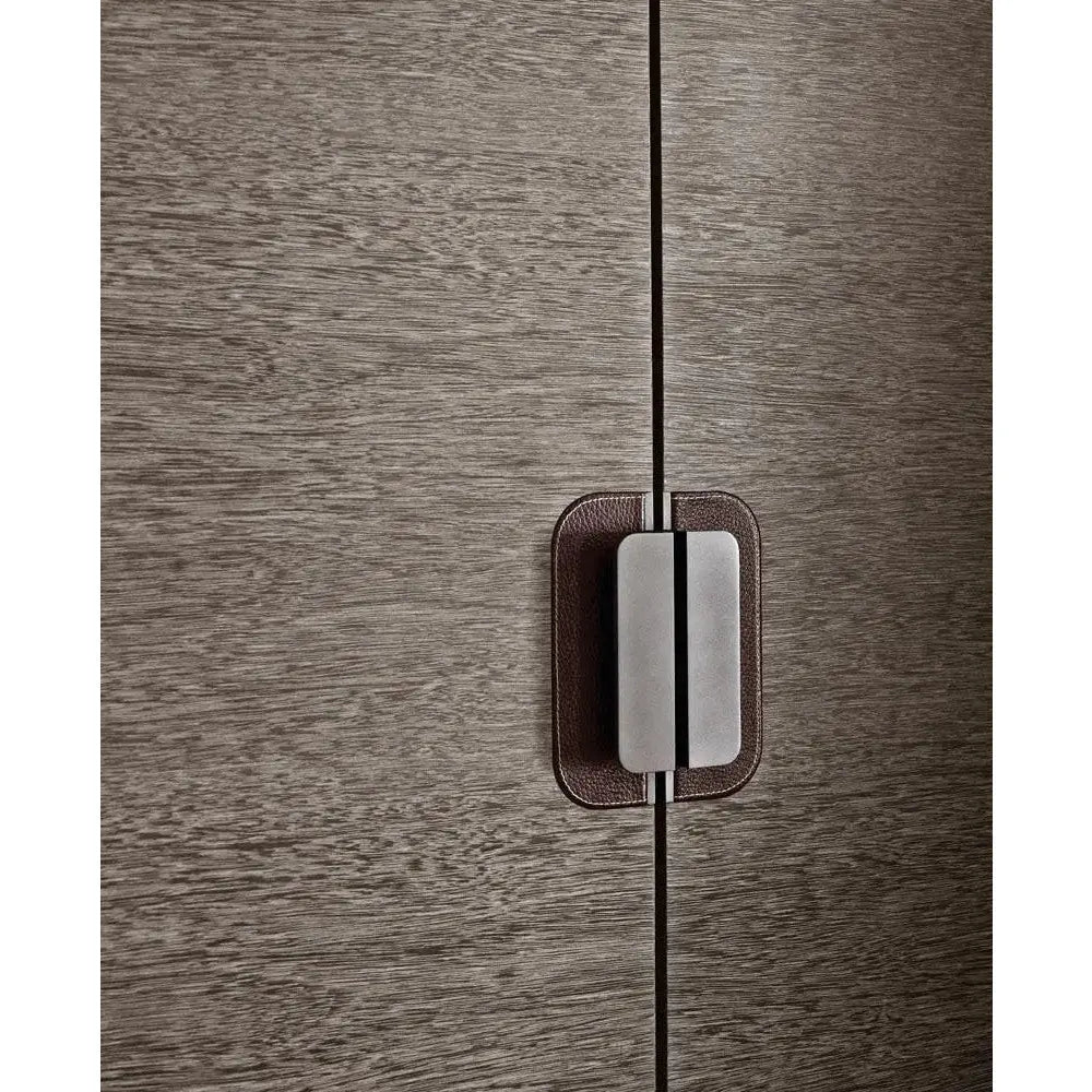 Backstage Wardrobe | B&B Italia | JANGEORGe Interior Design