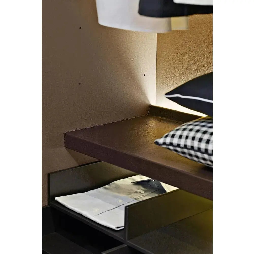 Backstage Wardrobe | B&B Italia | JANGEORGe Interior Design