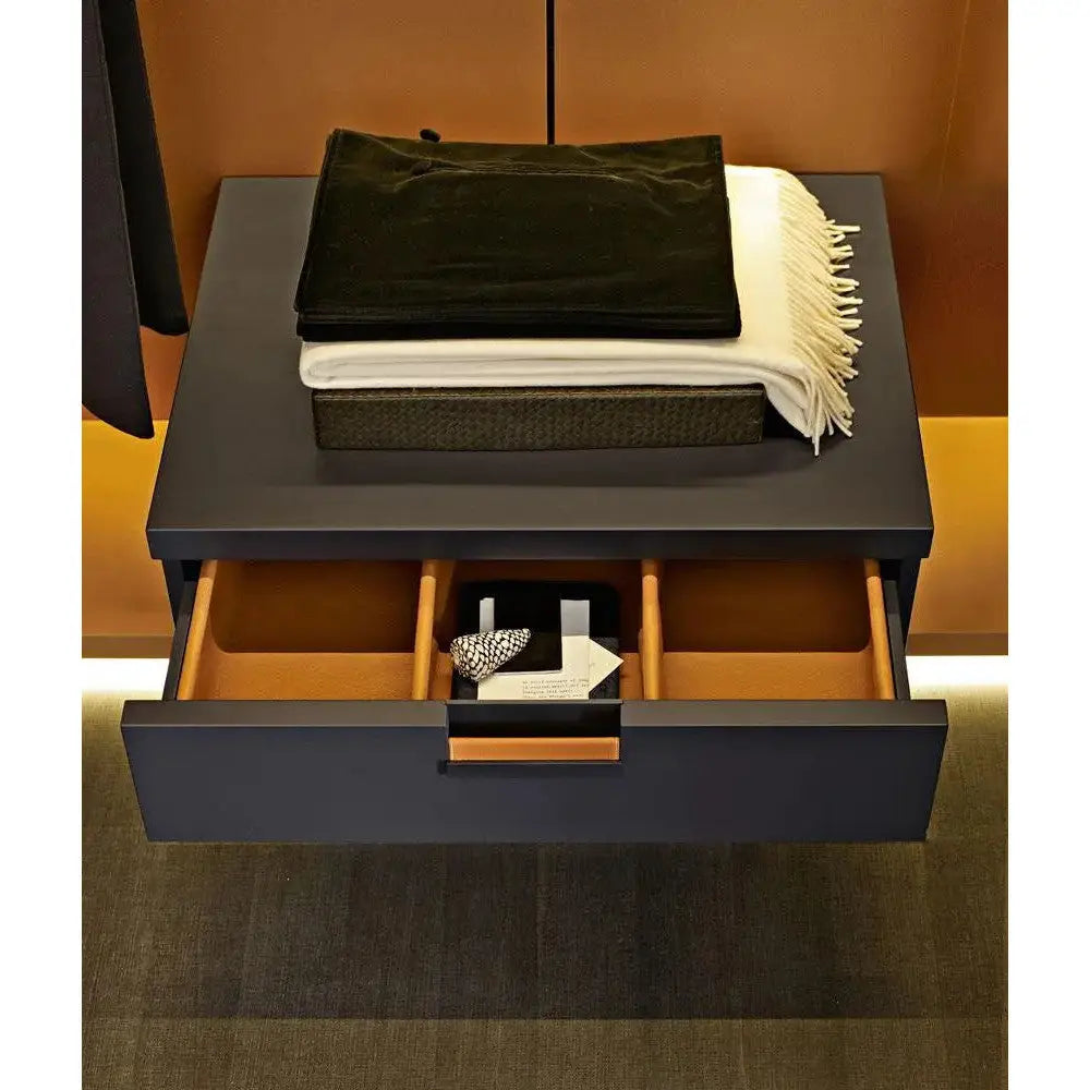 Backstage Wardrobe | B&B Italia | JANGEORGe Interior Design