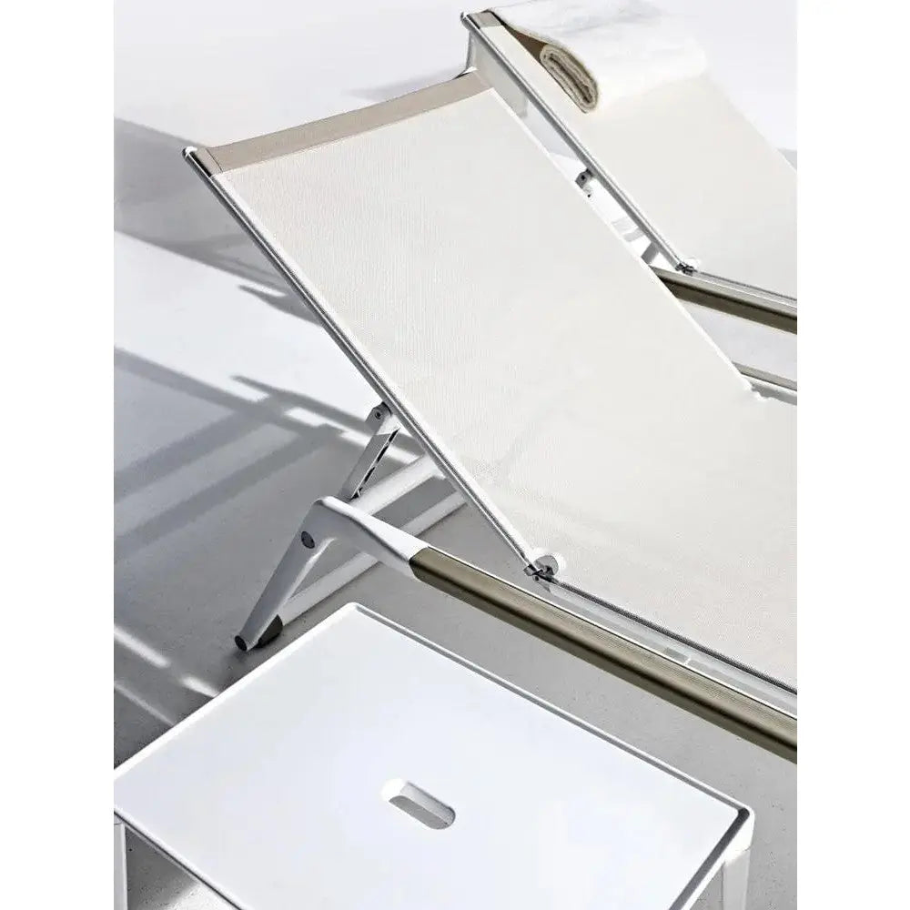 Mirto Outdoor Chaise Longue | B&B Italia | JANGEORGe Interior Design