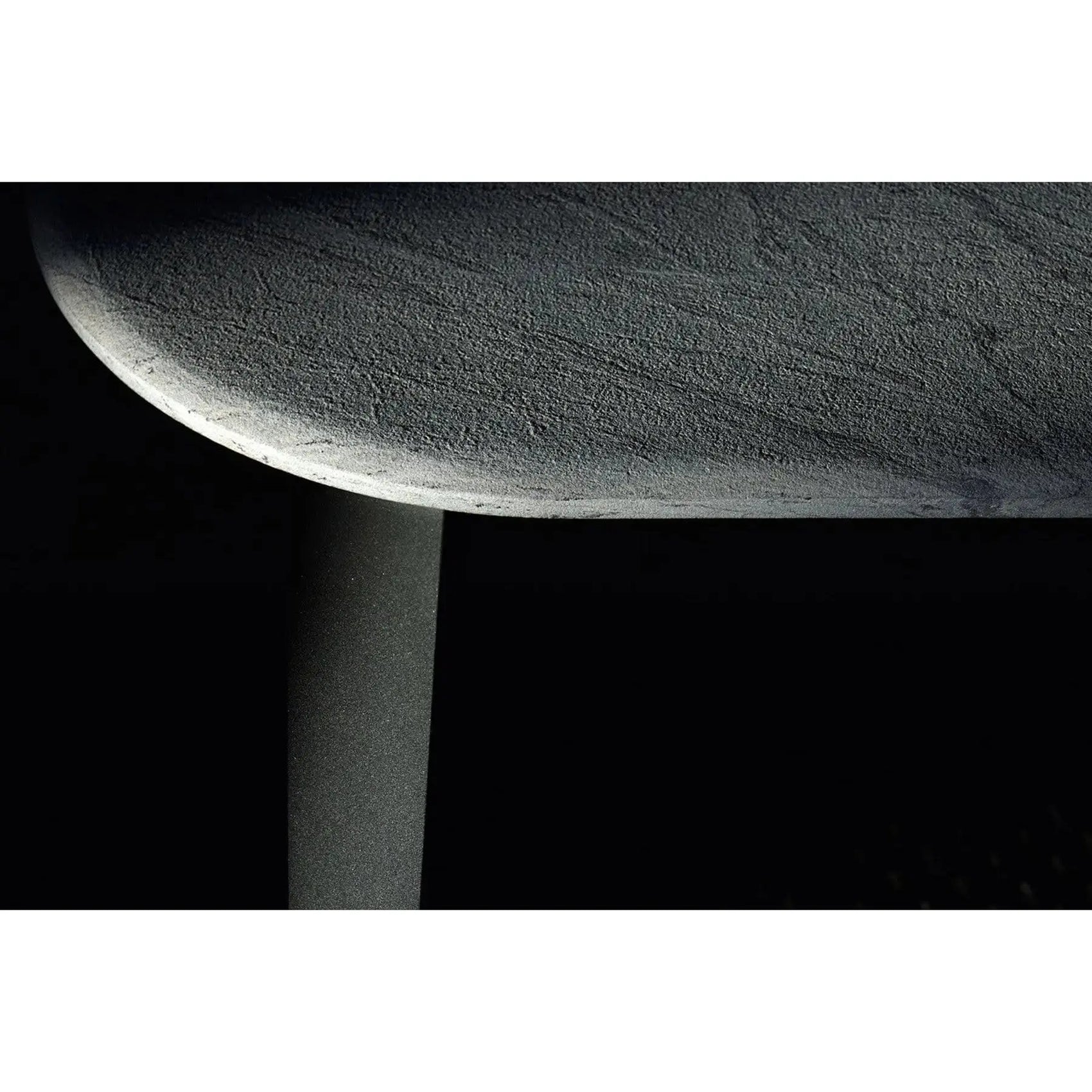 Ginepro Tables | B&B Italia | JANGEORGe Interior Design