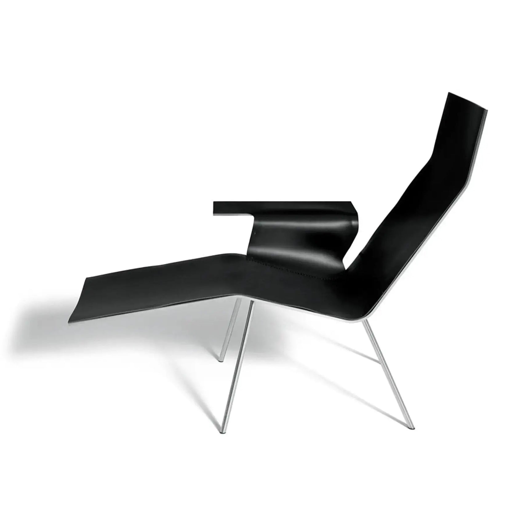 LL04 - Leather Lounge Chair | DePadova | JANGEORGe Interior Design