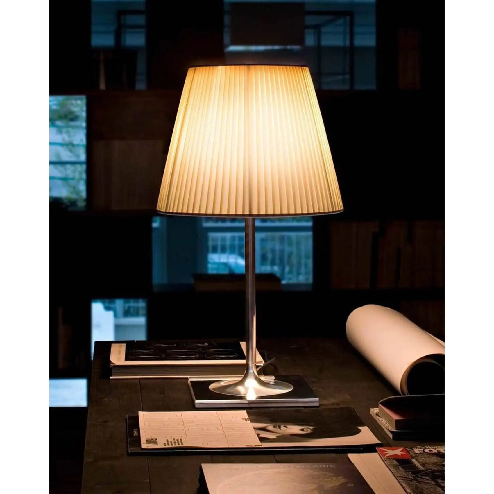 Ktribe T1 Table Lamp | Flos | JANGEORGe Interior Design