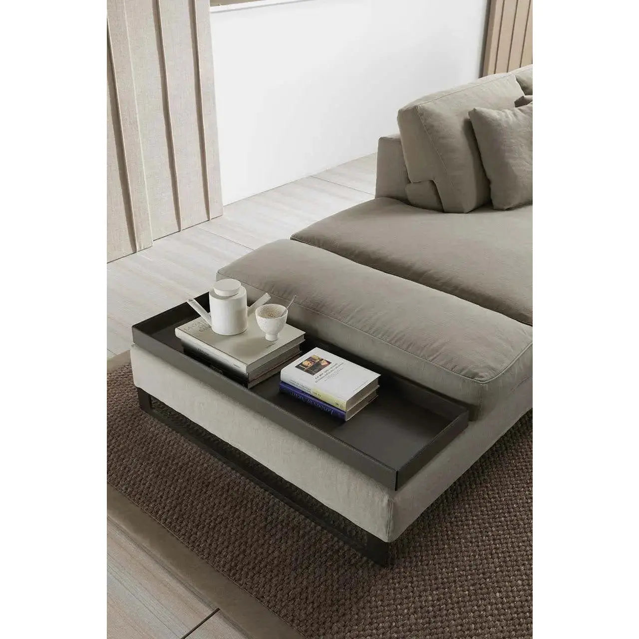 Davis Flat - Sofa | Frigerio | JANGEORGe Interior Design