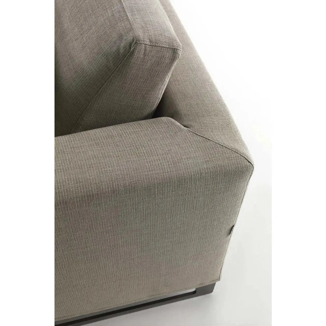 Davis Free - Sofa | Frigerio | JANGEORGe Interior Design