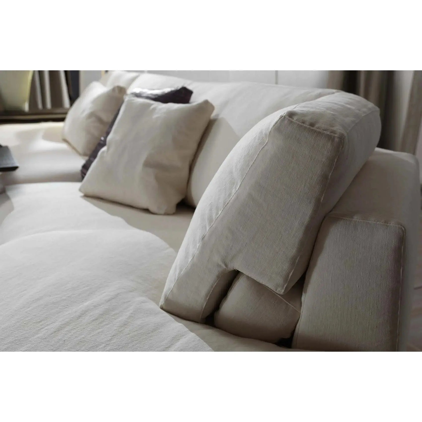 Davis Free - Sofa | Frigerio | JANGEORGe Interior Design