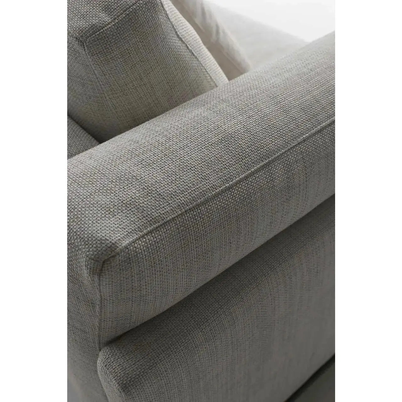 Davis In - Sofa | Frigerio | JANGEORGe Interior Design