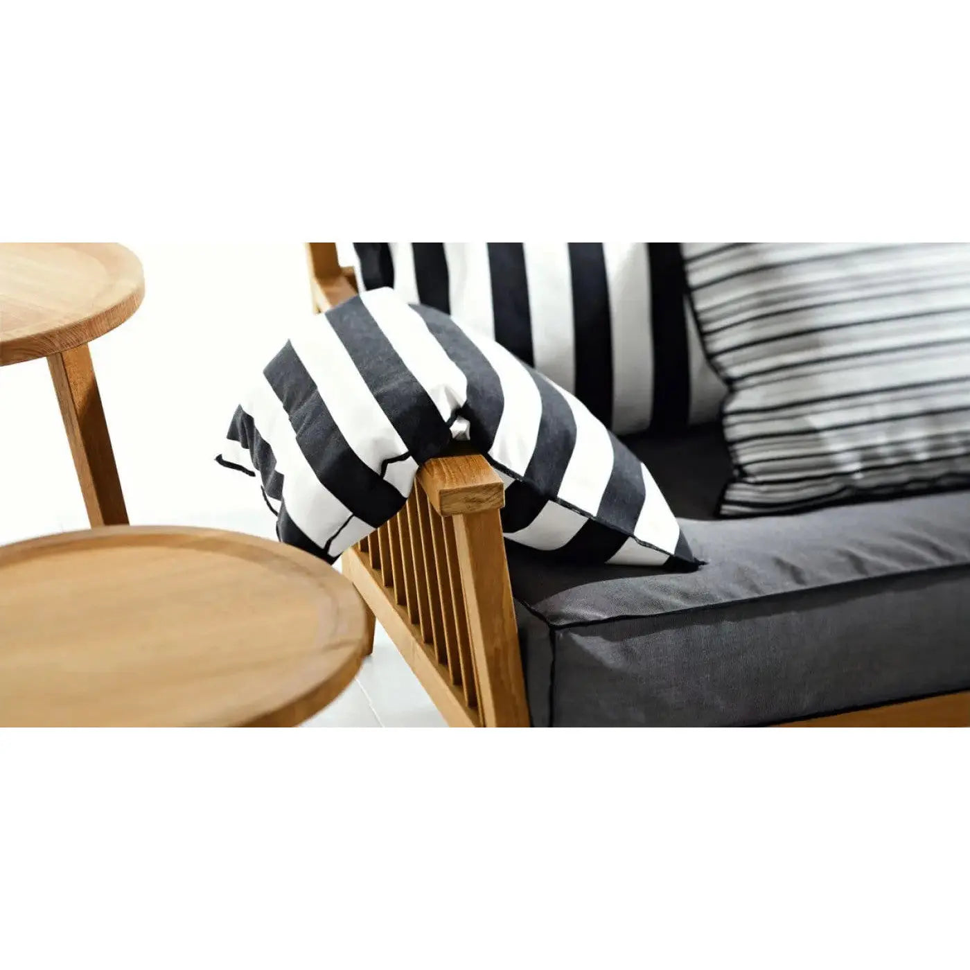 InOut 703 Outdoor Sofa | Gervasoni | JANGEORGe Interior Design