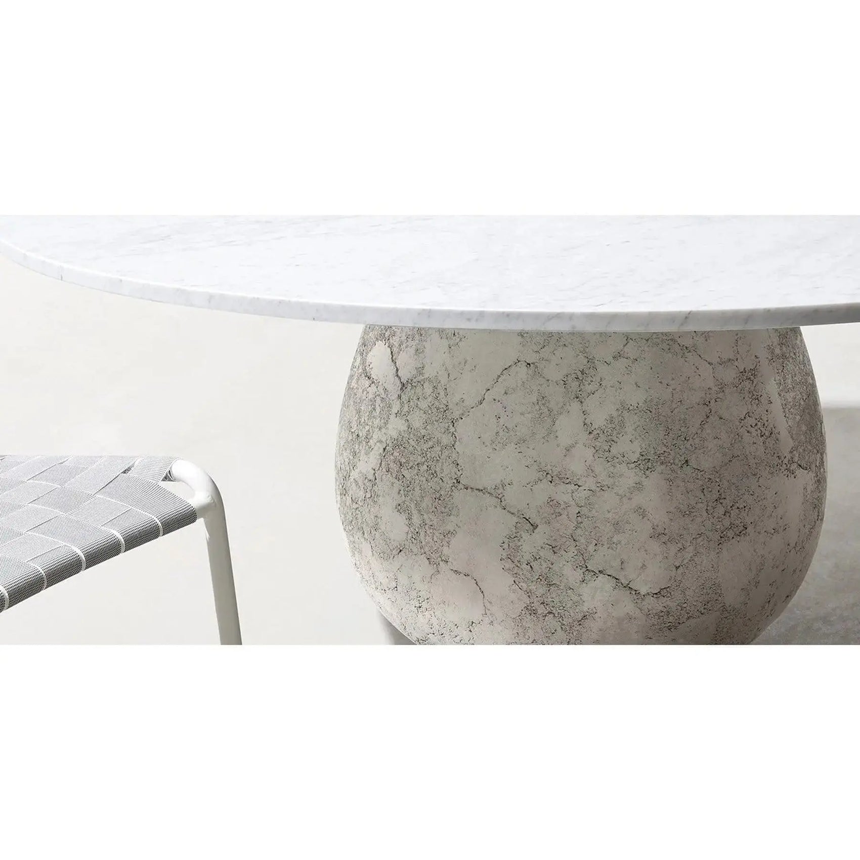 InOut 834 Round Table | Gervasoni | JANGEORGe Interior Design