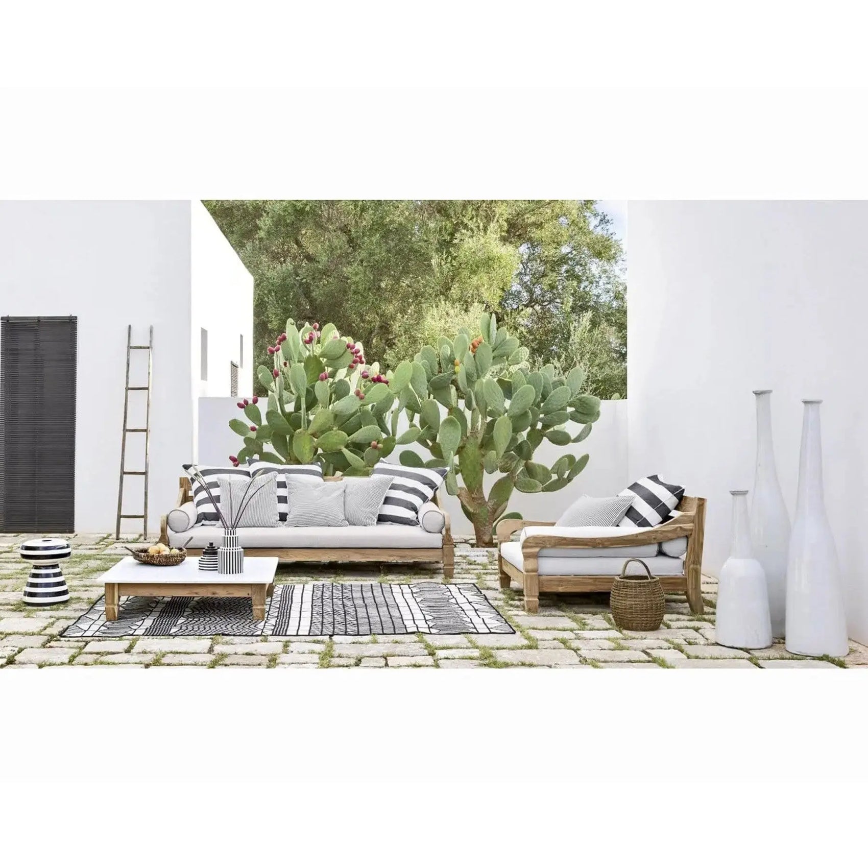 Jeko 11 Outdoor Coffee Table | Gervasoni | JANGEORGe Interior Design
