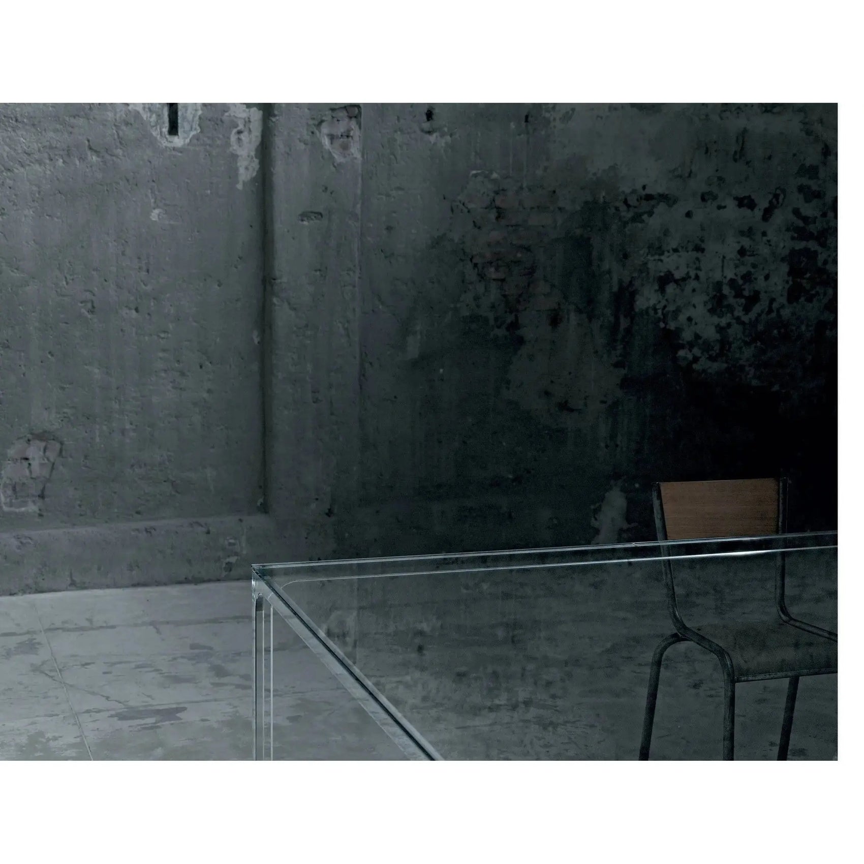 Oscar Writing Desk | Glas Italia | JANGEORGe Interior Design