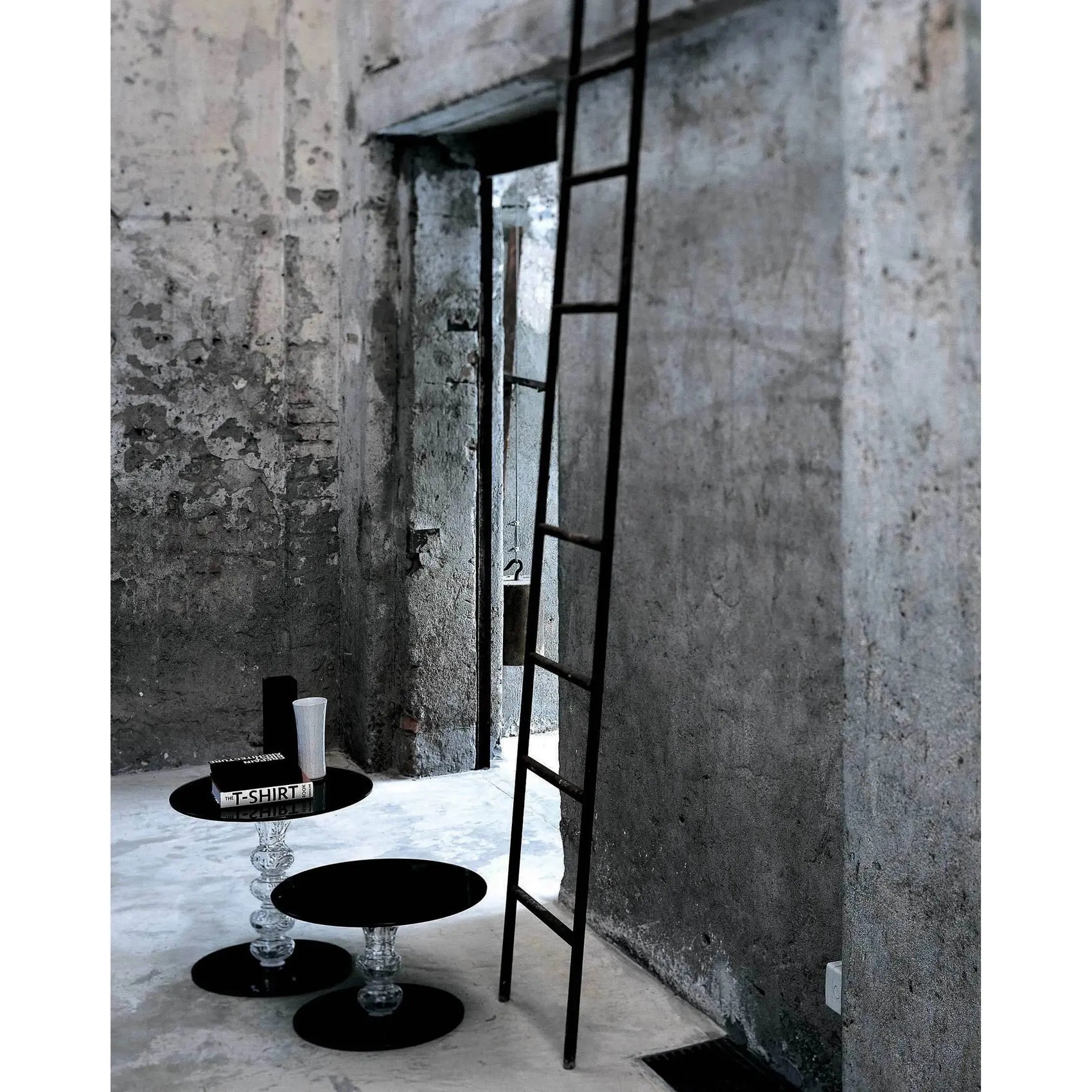 Calice Low Glass Table | Glas Italia | JANGEORGe Interior Design