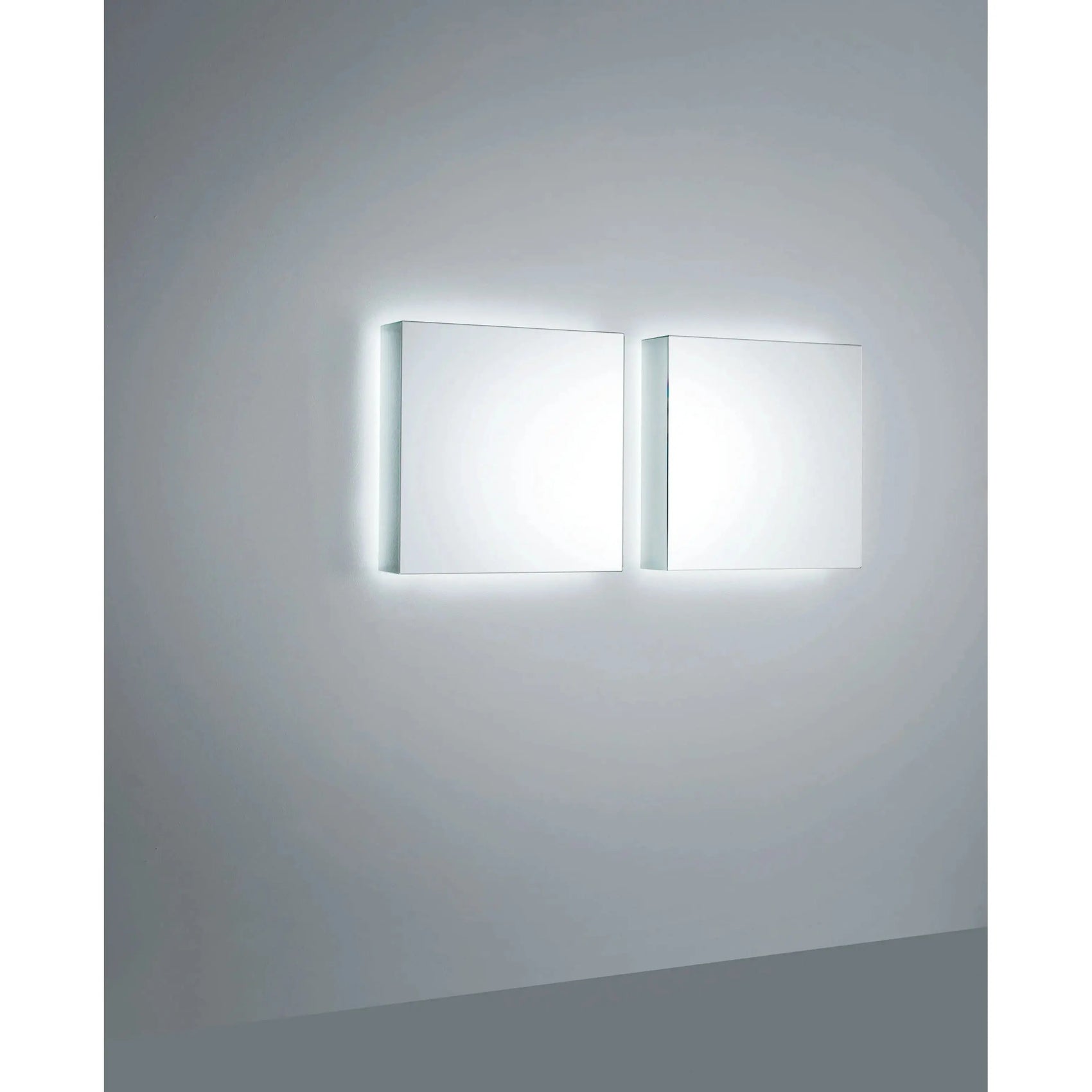 I Massi Mirror | Glas Italia | JANGEORGe Interior Design
