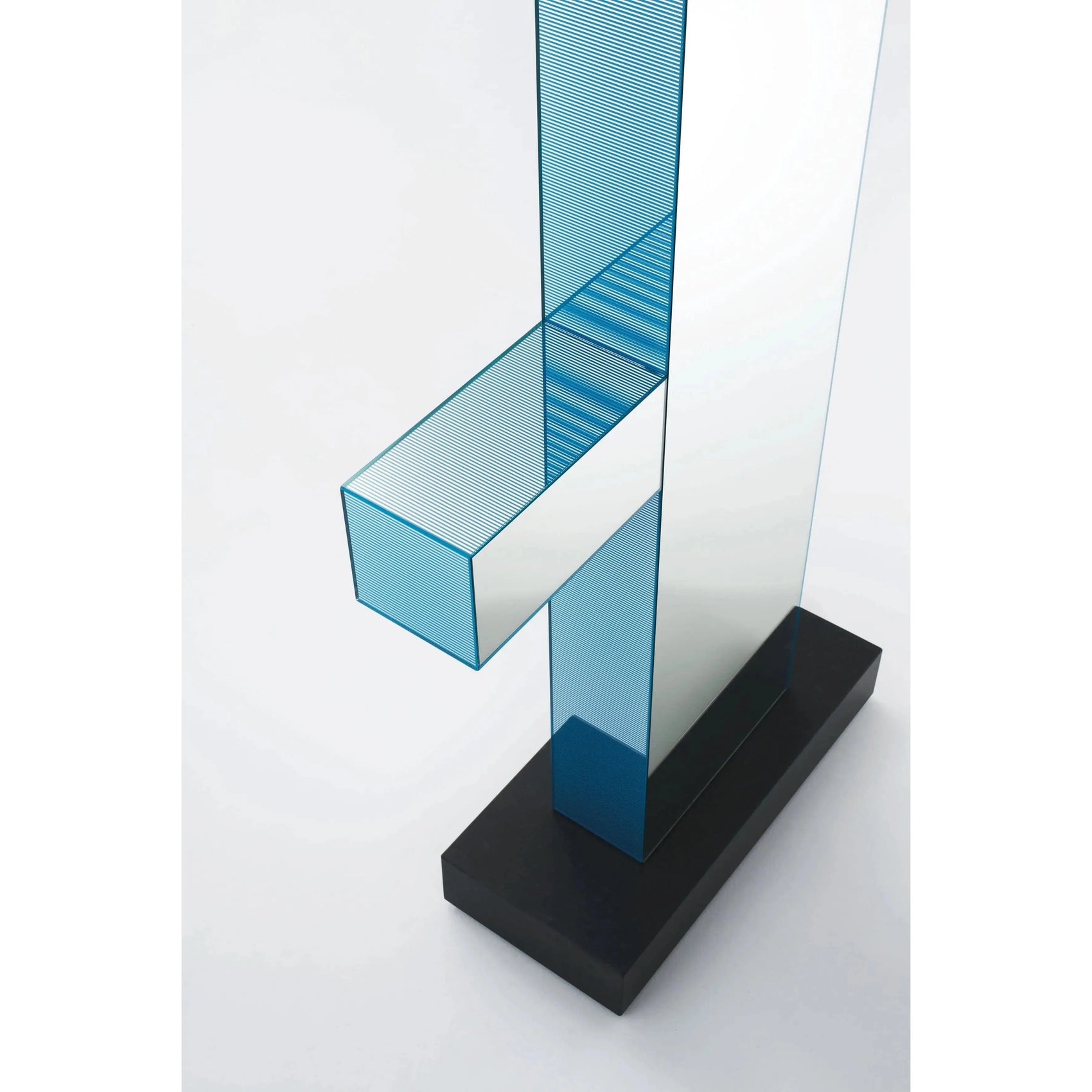 Shibam 1 Mirror | Glas Italia | JANGEORGe Interior Design