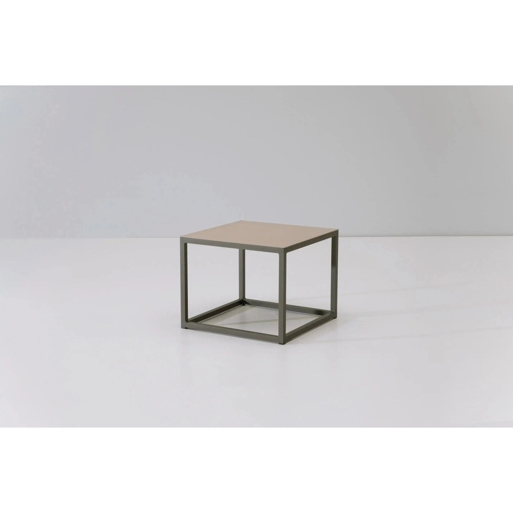 Landscape - Aluminium Table | Kettal | JANGEORGe Interior Design