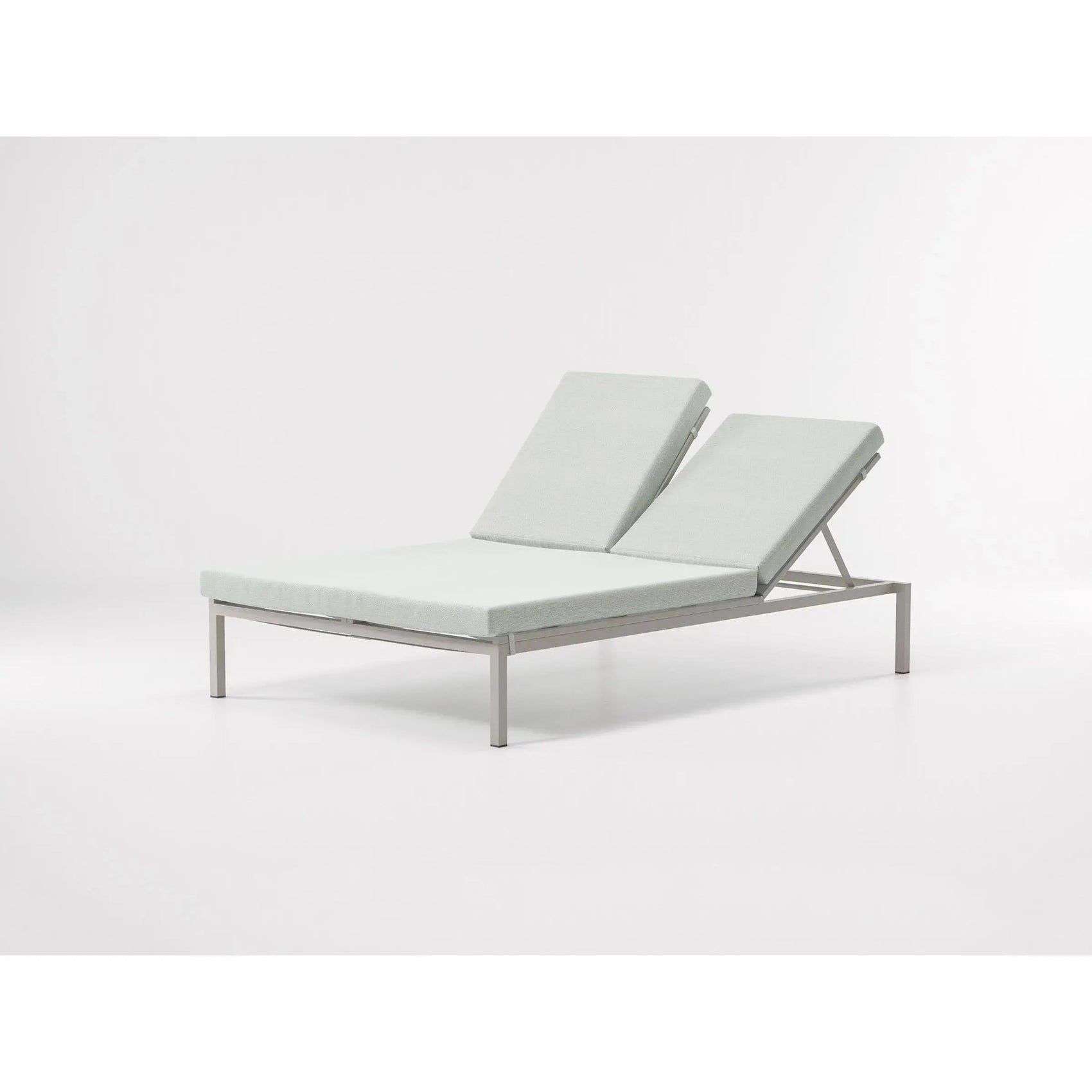 Landscape - Double Via Deckchair | Kettal | JANGEORGe Interior Design