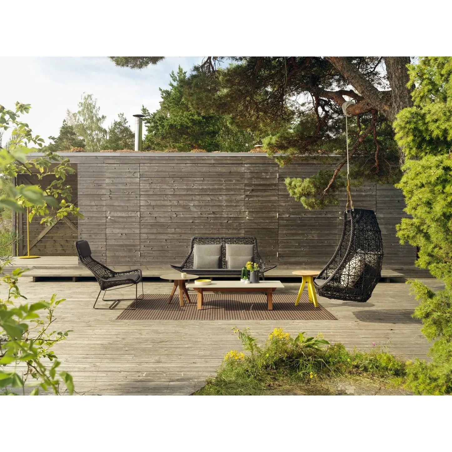 Maia - Egg Swing | Kettal | JANGEORGe Interior Design