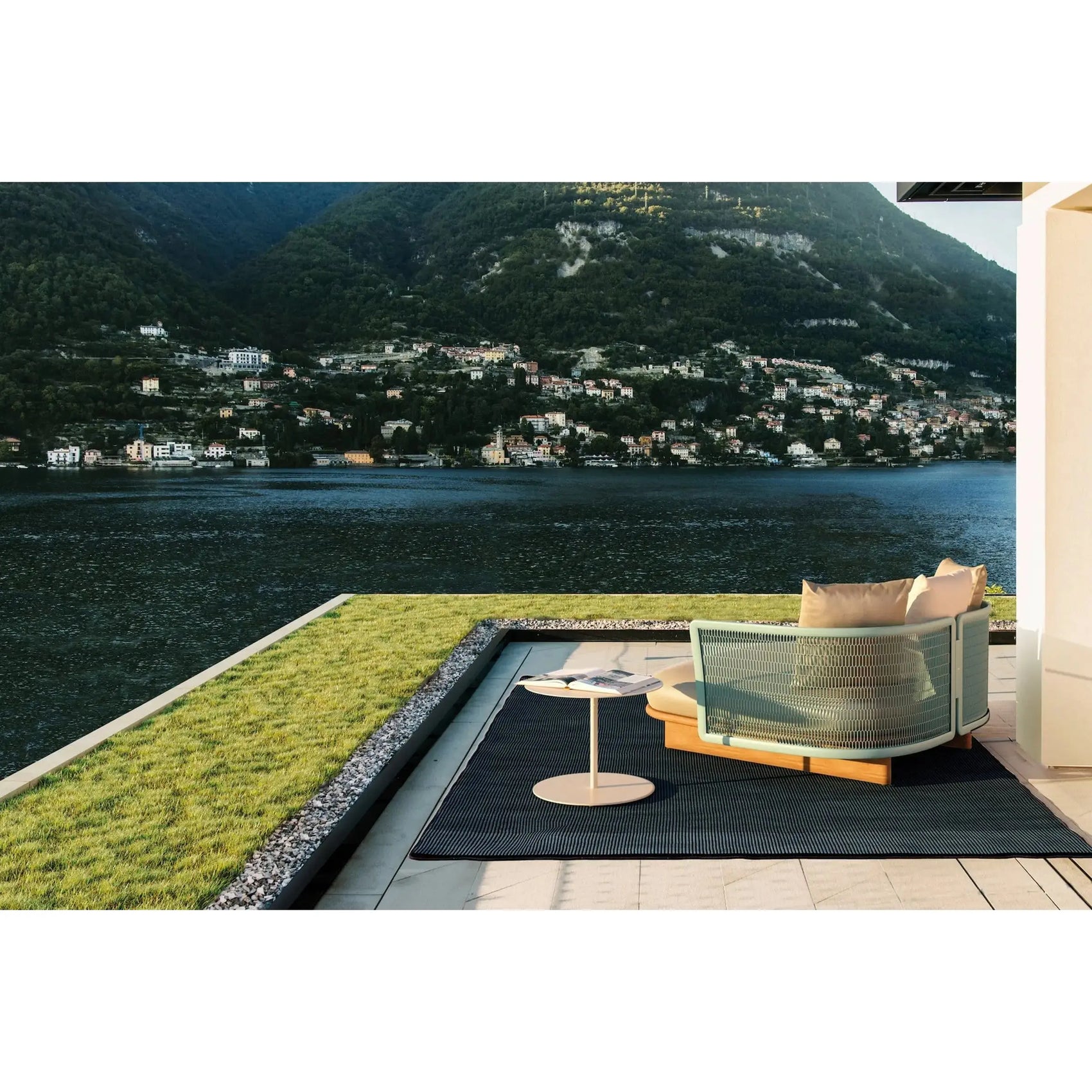 Mesh - Daybed | Kettal | JANGEORGe Interior Design