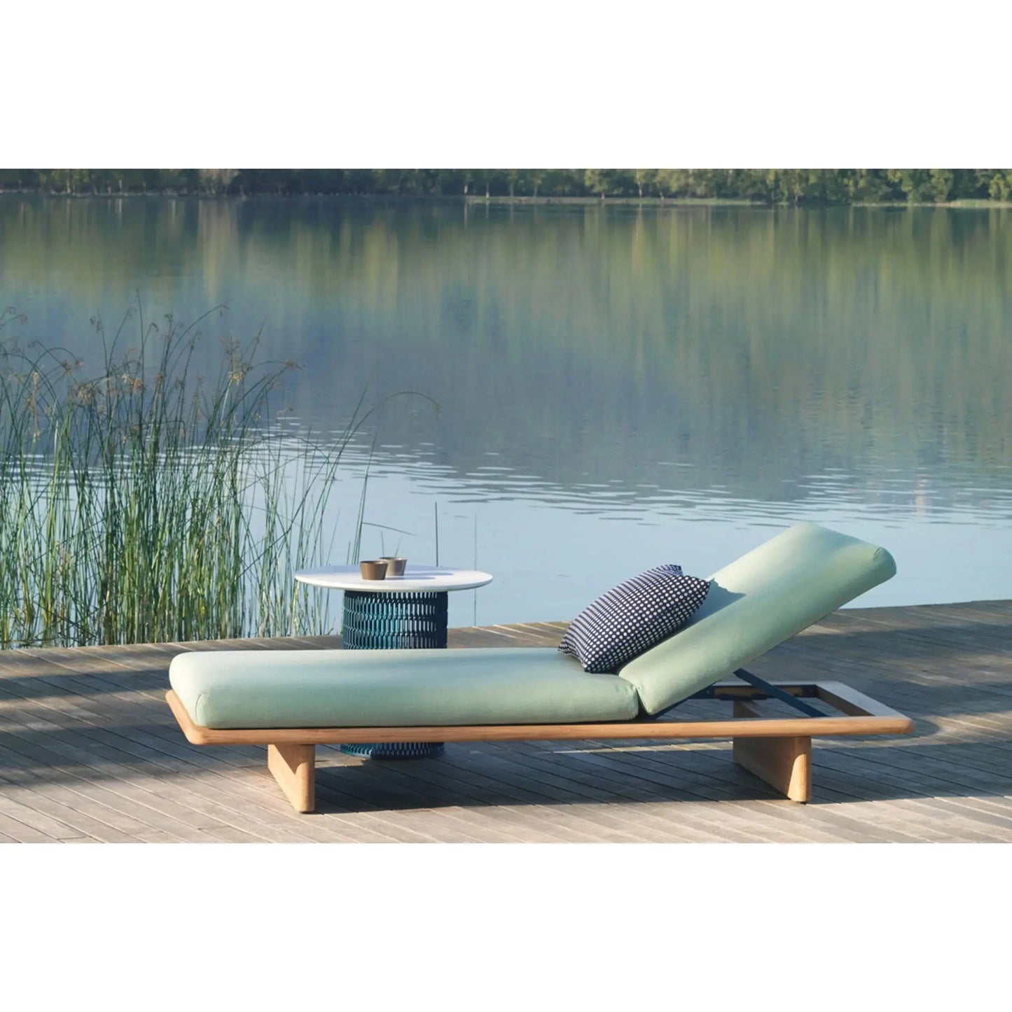 Mesh - Deckchair | Kettal | JANGEORGe Interior Design