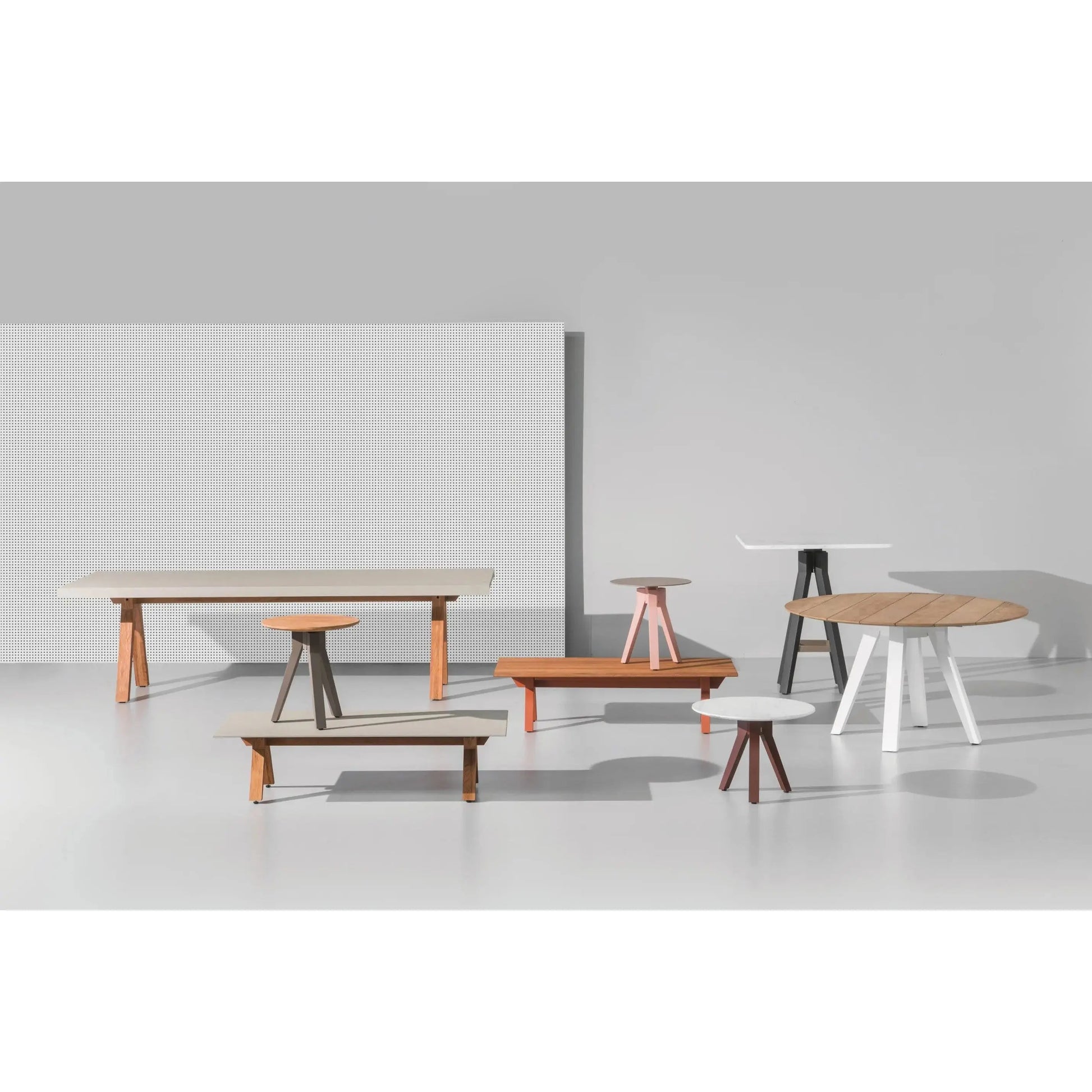 Vieques - Dining Table 80x80 / 90x90 / ø90 | Kettal | JANGEORGe Interior Design