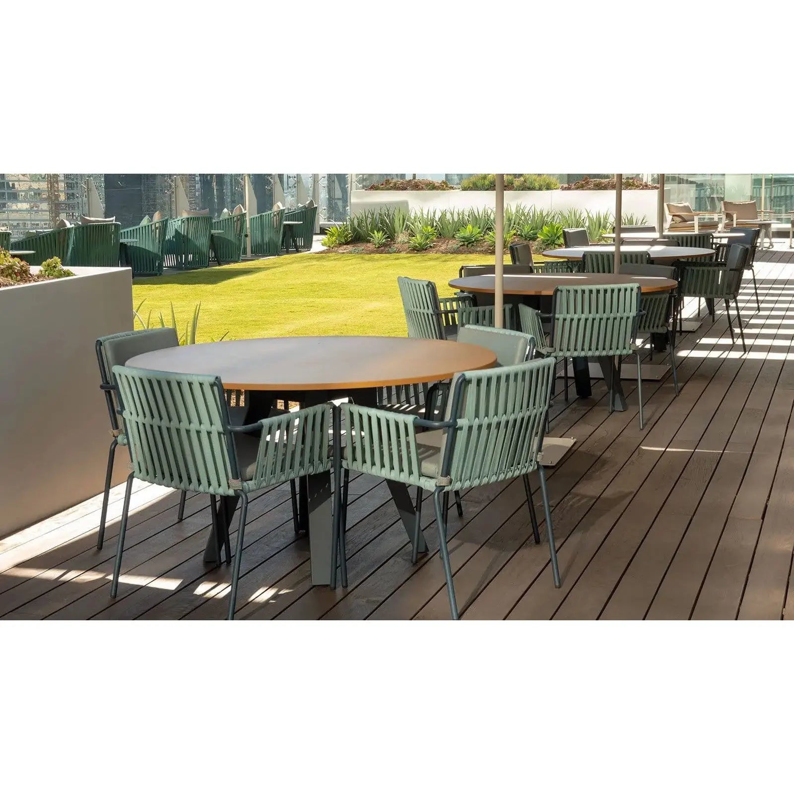 Vieques - Round Table ø135 | Kettal | JANGEORGe Interior Design