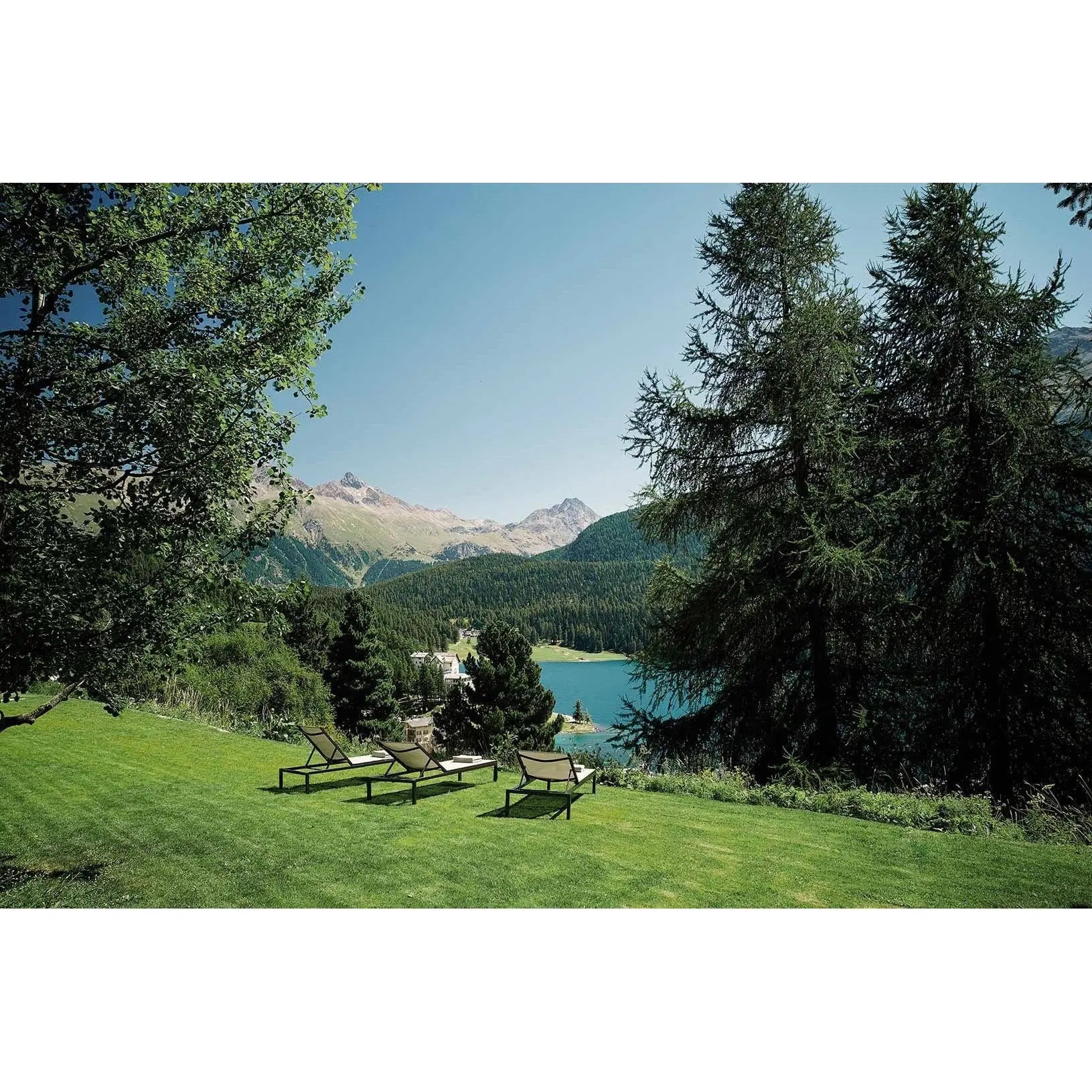 Landscape - Stackable Deck Chair (1260-) | Kettal | JANGEORGe Interior Design