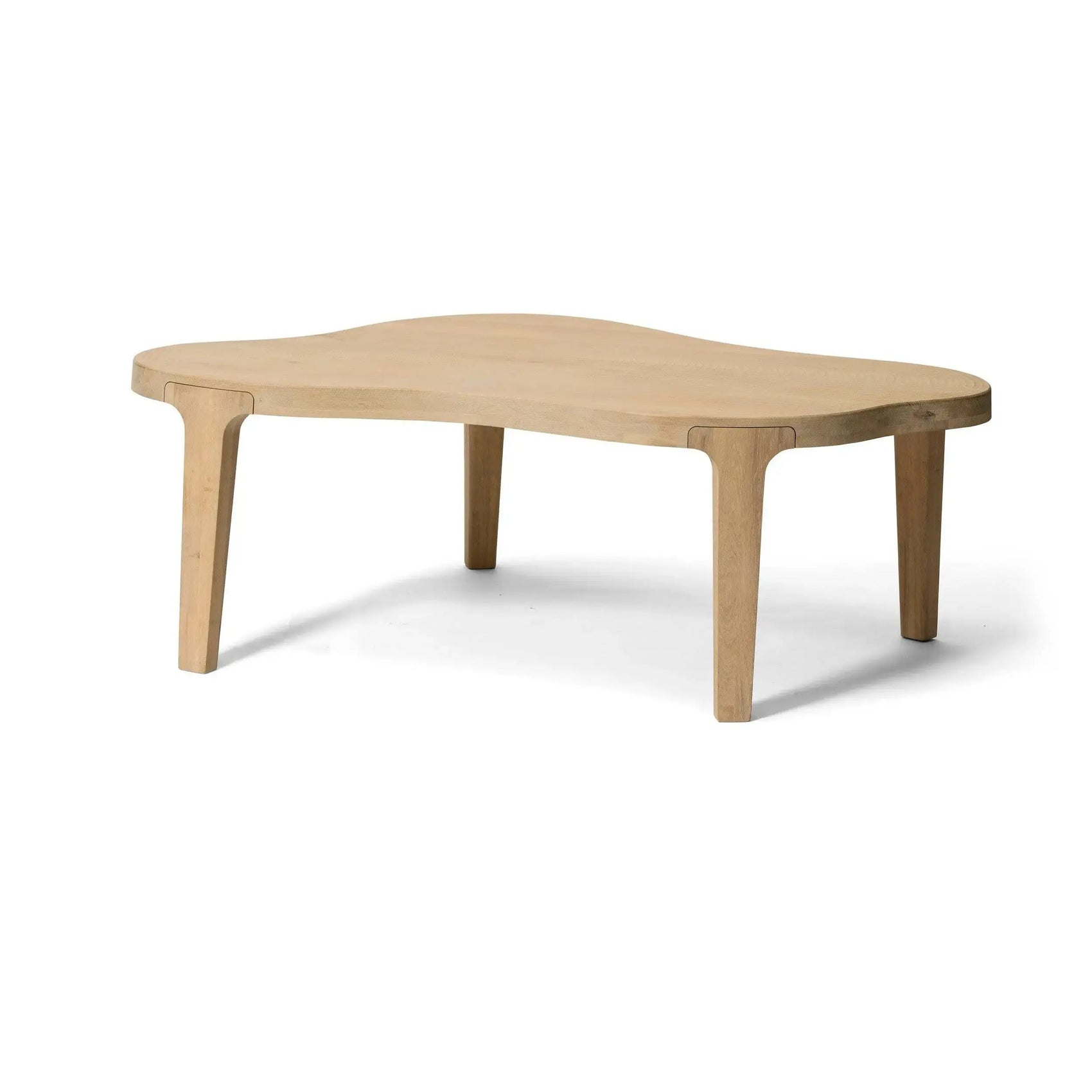 Isola - Table | Linteloo | JANGEORGe Interior Design