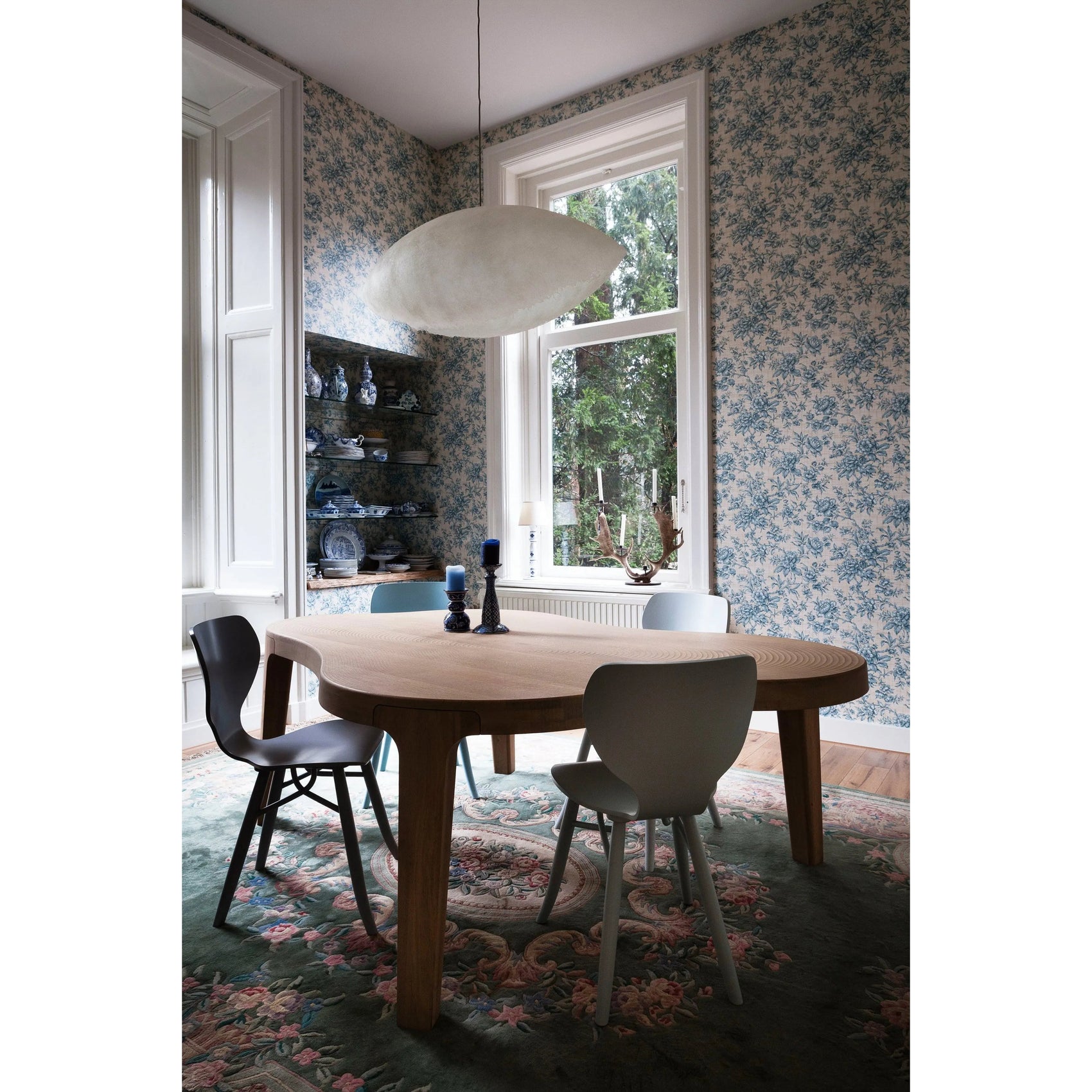 Isola - Table | Linteloo | JANGEORGe Interior Design