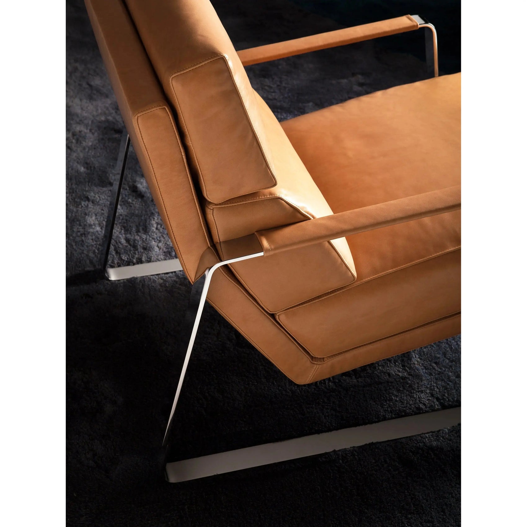 Kone - Armchair | Linteloo | JANGEORGe Interior Design