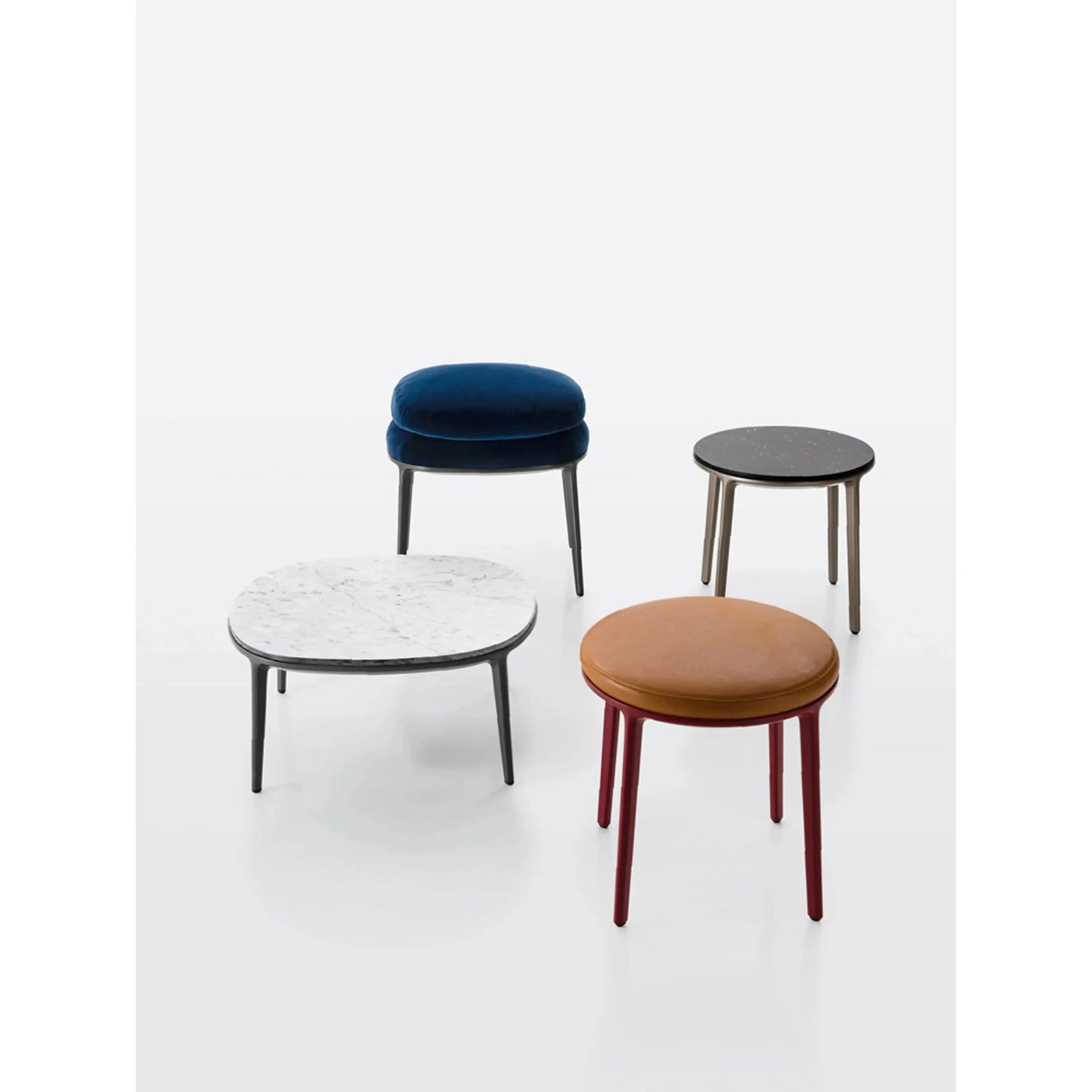 Caratos Footstool | Maxalto | JANGEORGe Interior Design