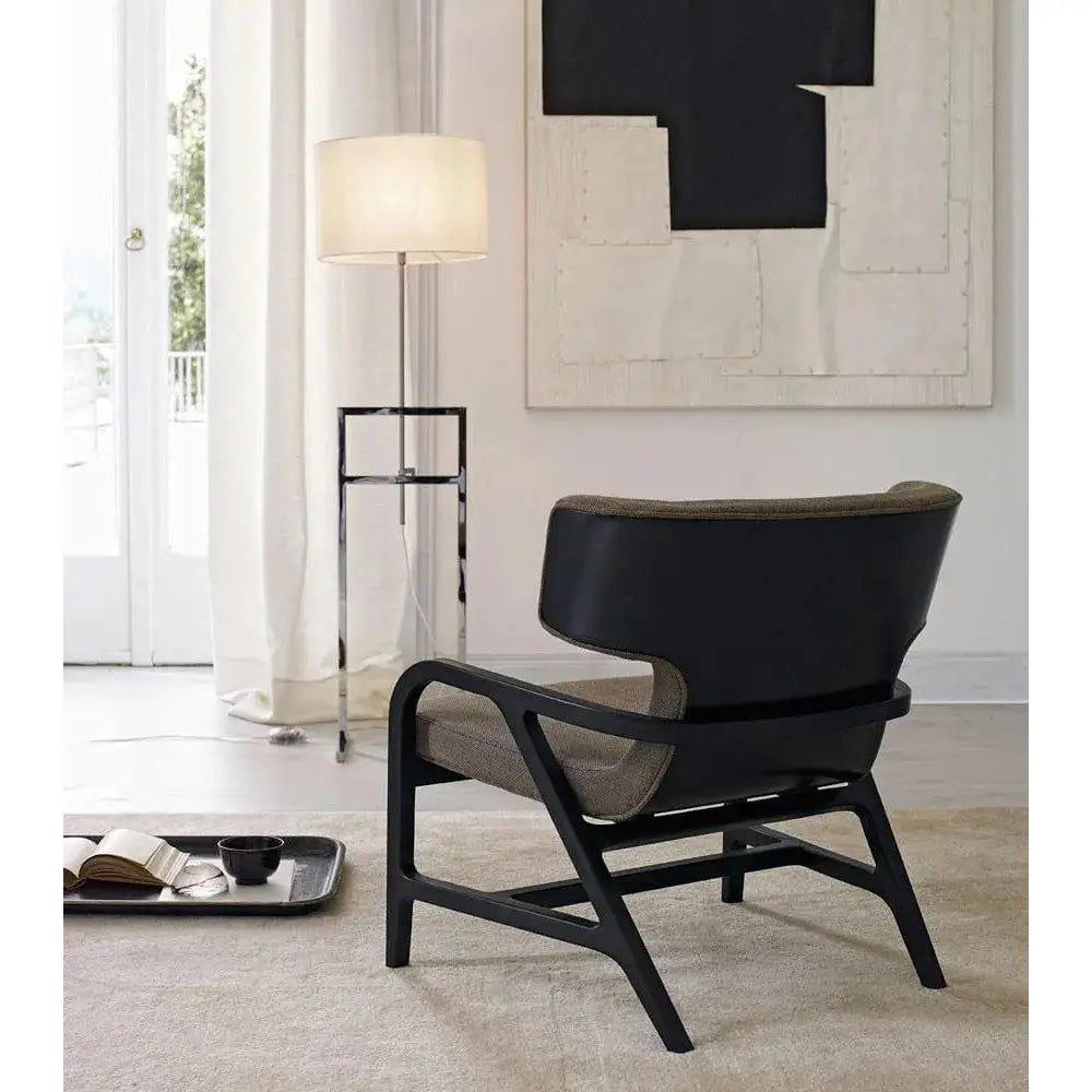 Fulgens Armchair | Maxalto | JANGEORGe Interior Design