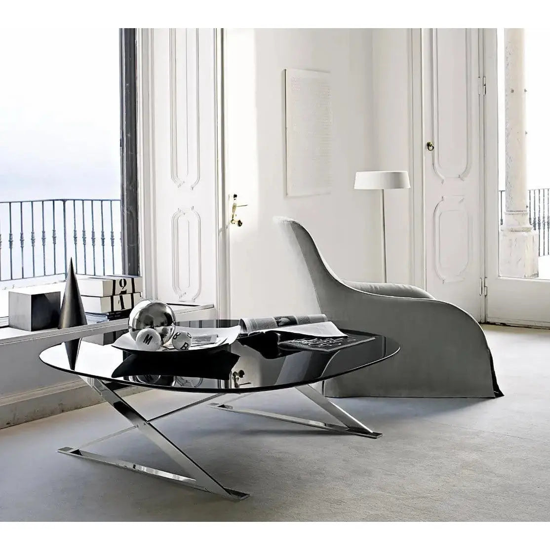 Pathos Small Table | Maxalto | JANGEORGe Interior Design