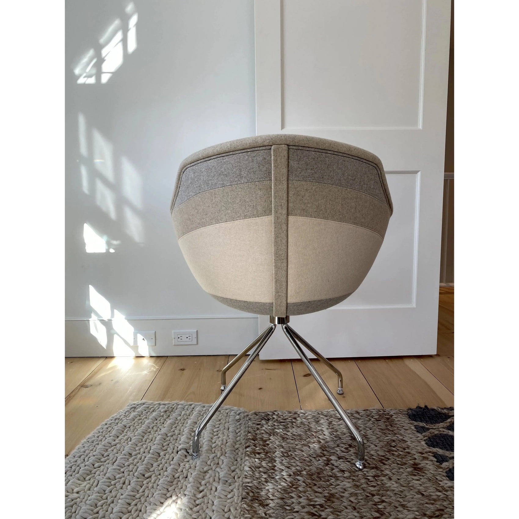 ON SALE FLOOR MODEL: Canal Chair Ton Sur Ton - Dining Chair | Moooi | JANGEORGe Interior Design