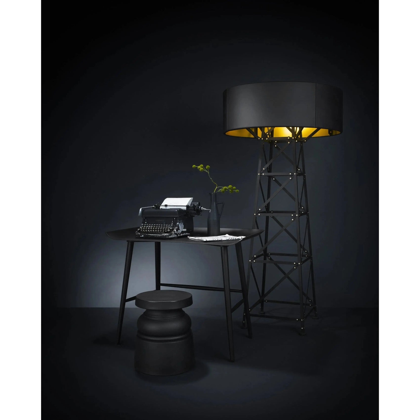 Woood Writing Desk | Moooi | JANGEORGe Interior Design