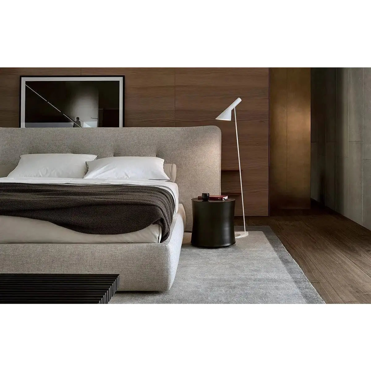 Rever - Bed | Poliform | JANGEORGe Interior Design