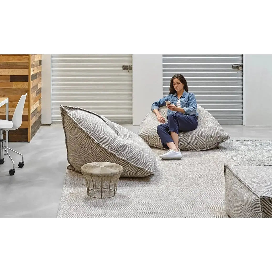Sail - Pouf 100% New Wool | GAN RUGS | JANGEORGe Interior Design