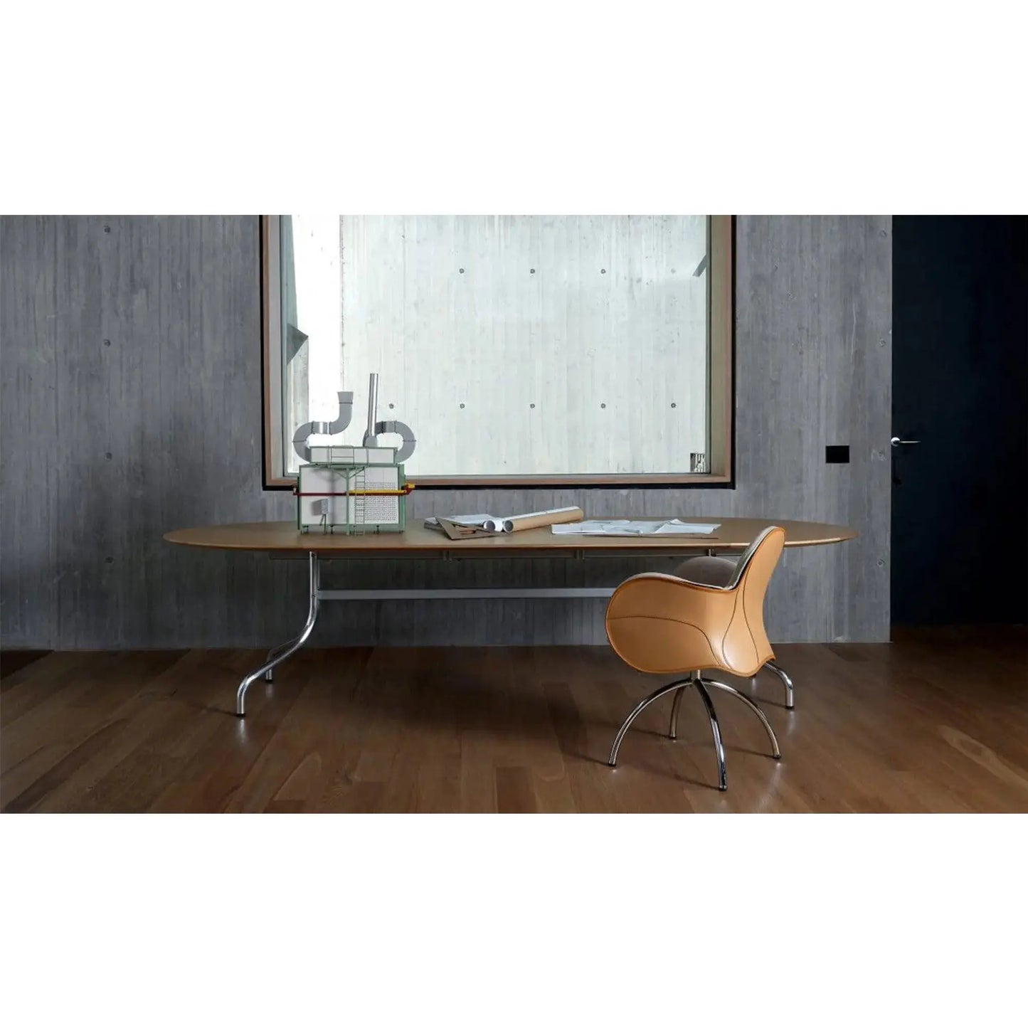 JANGEORGe Interiors & Furniture DePadova Incisa Swivel Chair