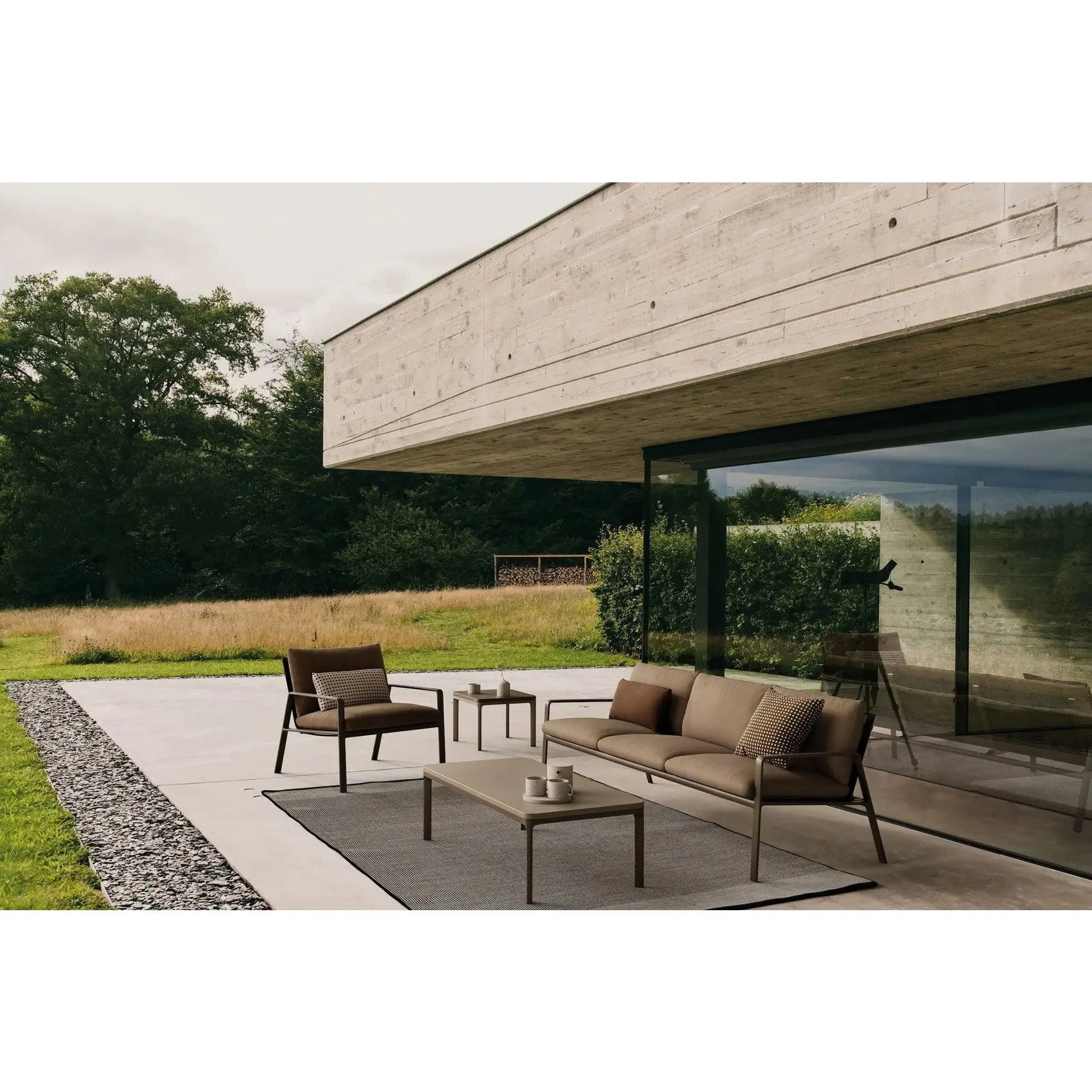 JANGEORGe Interiors & Furniture Kettal Park Life Club Armchair