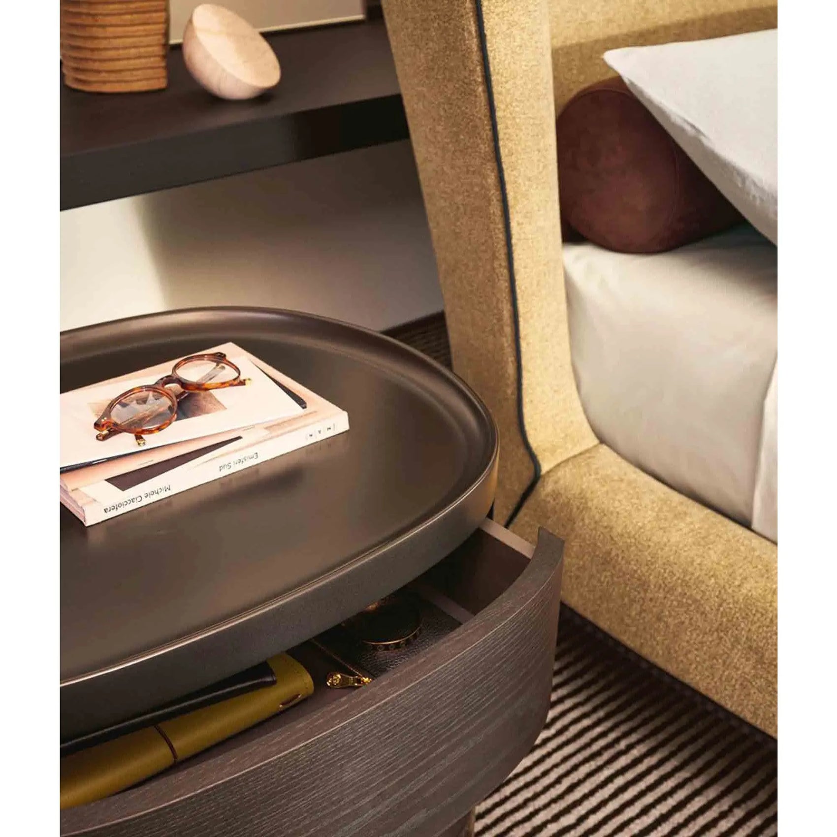 JANGEORGe Interiors & Furniture Poliform Gentleman Storage Units