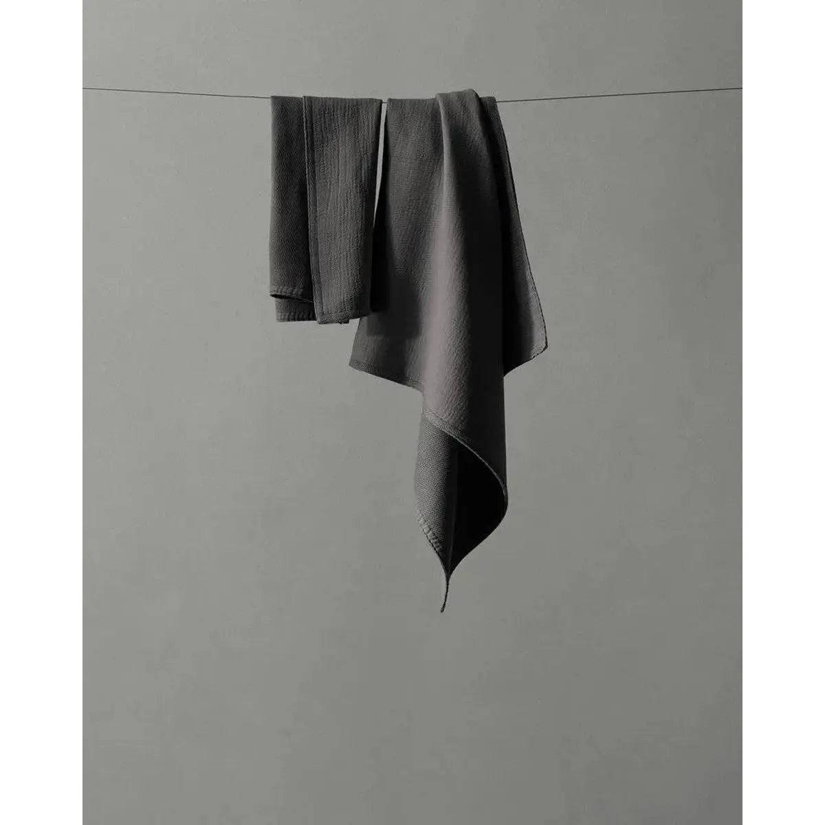 JANGEORGe Interiors & Furniture Society Limonta Kur Towel Set Anthracite