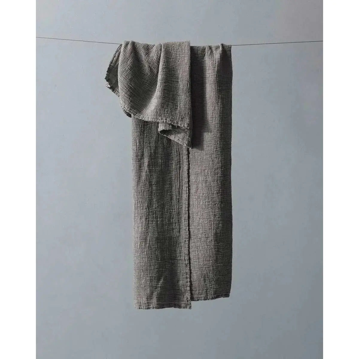 JANGEORGe Interiors & Furniture Society Limonta Lipe Bath Towel Fumo