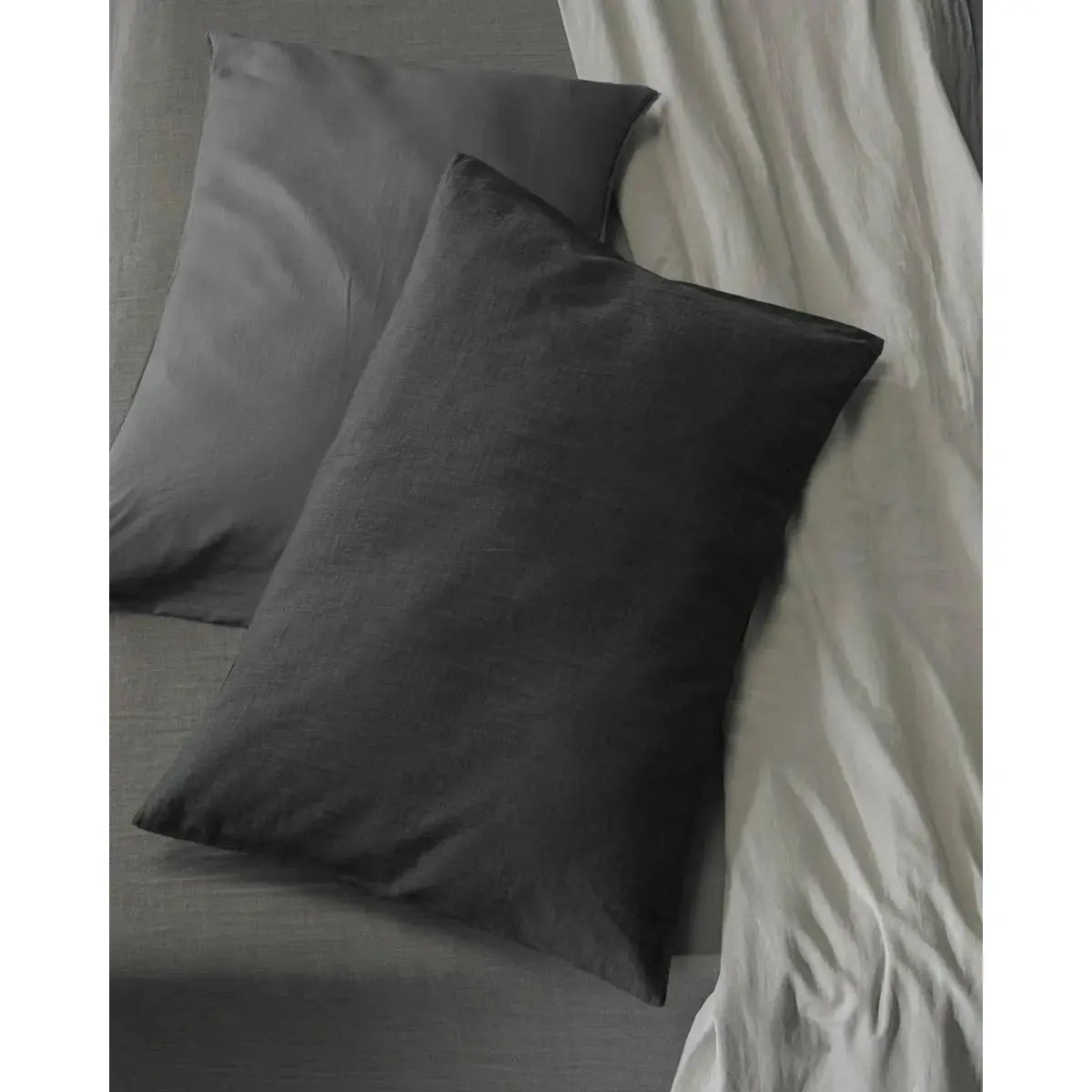 JANGEORGe Interiors & Furniture Society Limonta Miro Pillow Cases Set Anthracite