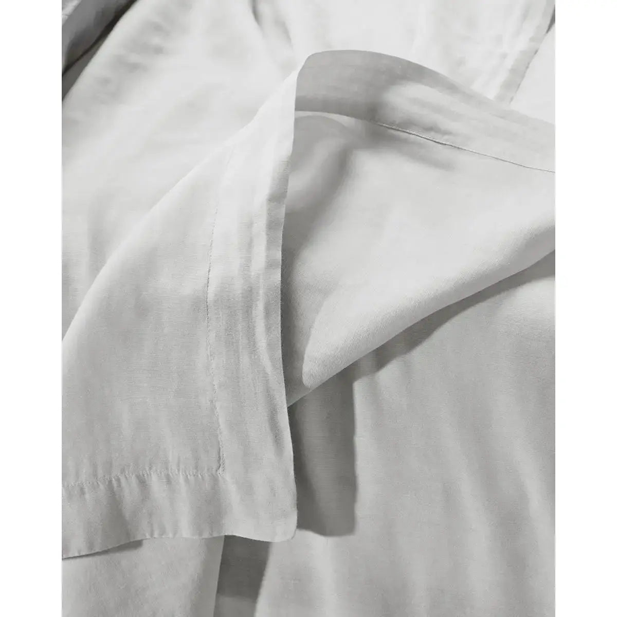 JANGEORGe Interiors & Furniture Society Limonta Setu Bed Sheet Bianco