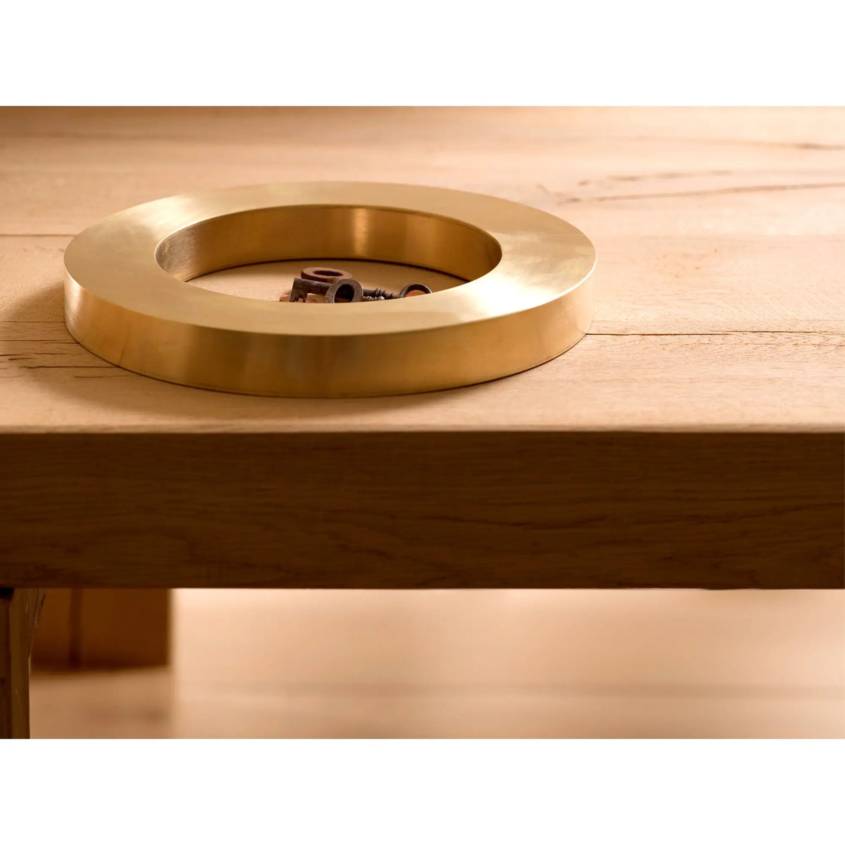 Vincent van Duysen - Keyholder - JANGEORGe Interiors & Furniture