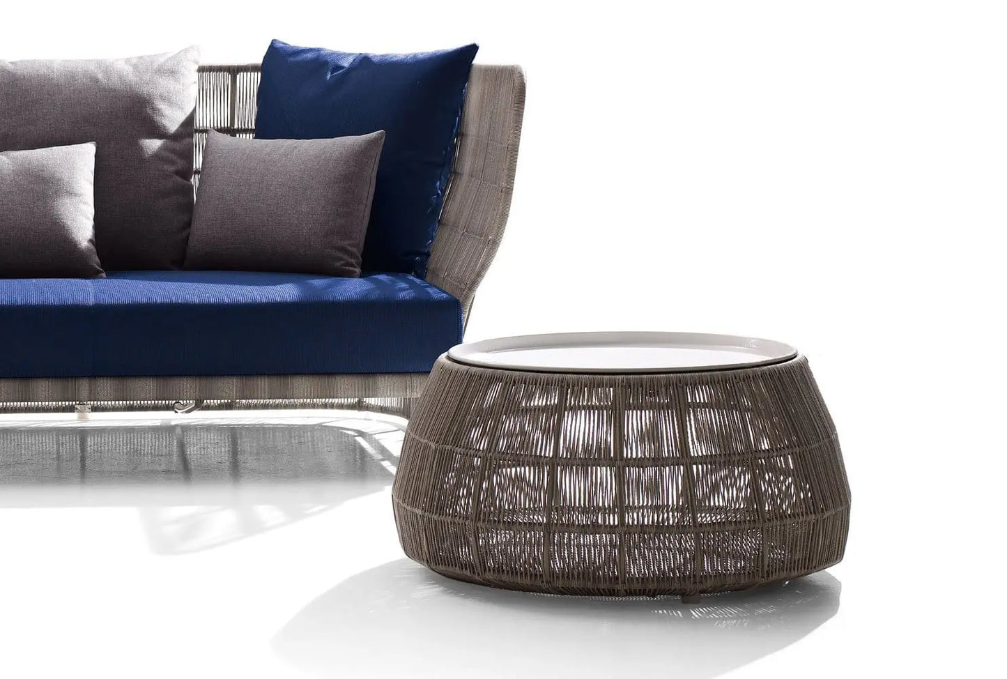 Canasta '13 Small Table | B&B Italia | JANGEORGe Interior Design