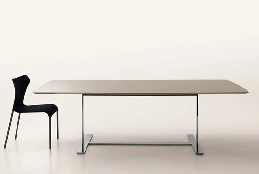 Eileen Table | B&B Italia | JANGEORGe Interior Design